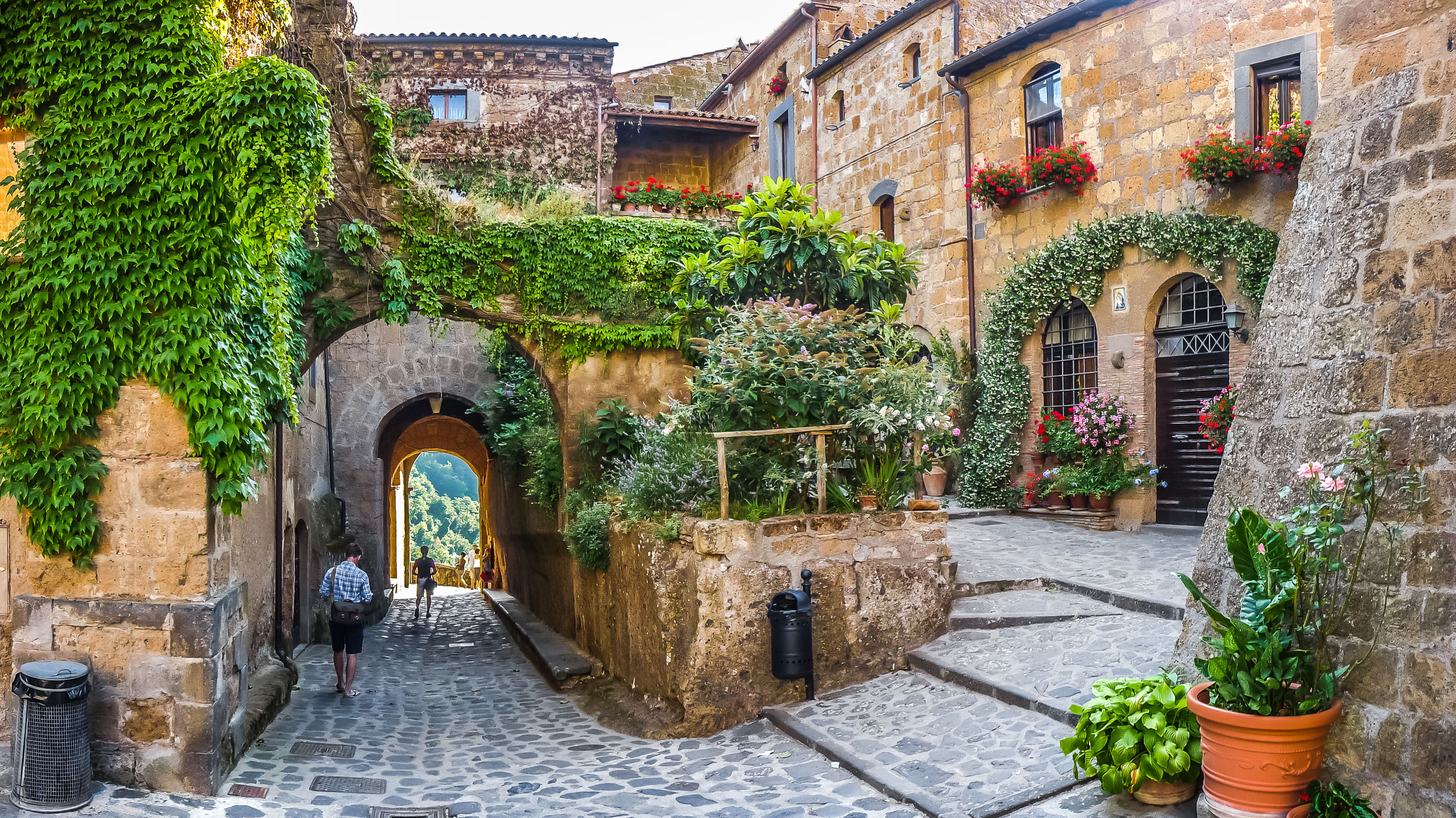 Civita Di Bagnoregio Town Wallpapers