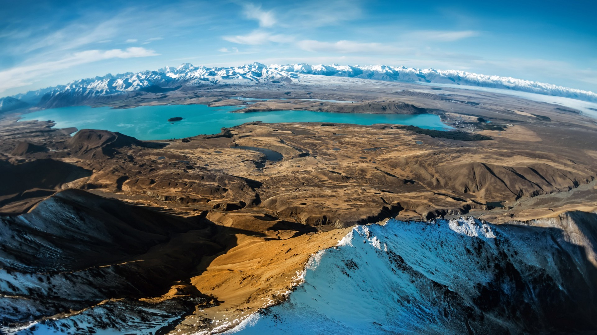 Cloudy Mountains In Lake Tekapo New Zealand Wallpapers