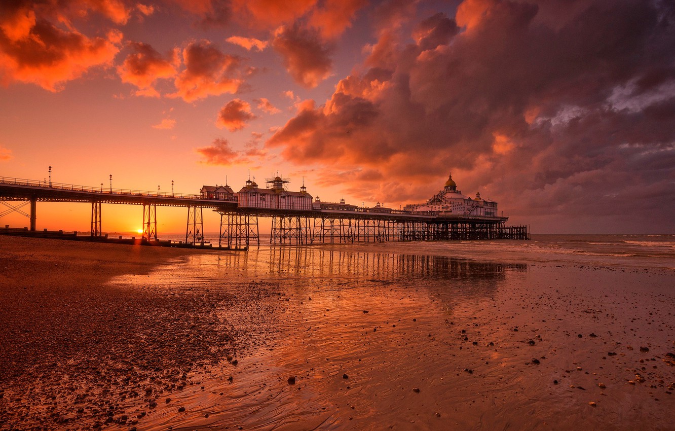 Eastbourne Pier Wallpapers