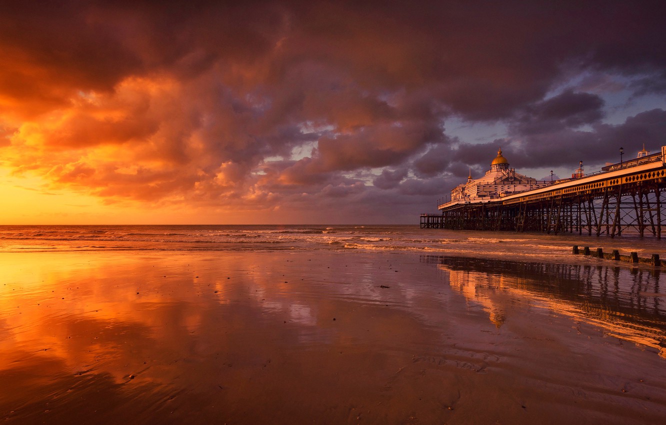 Eastbourne Pier Wallpapers