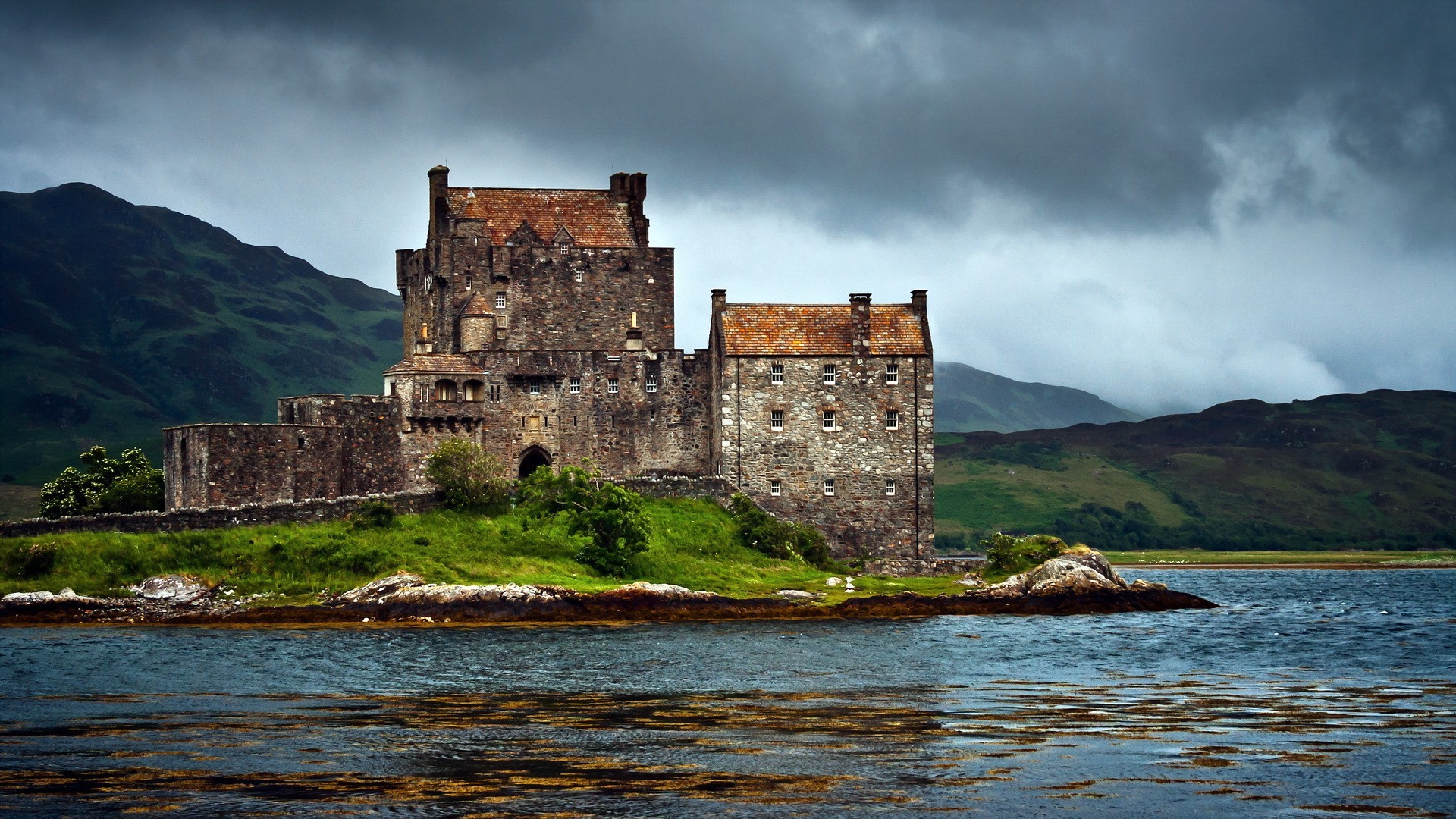 Eilean Donan Castle Wallpapers