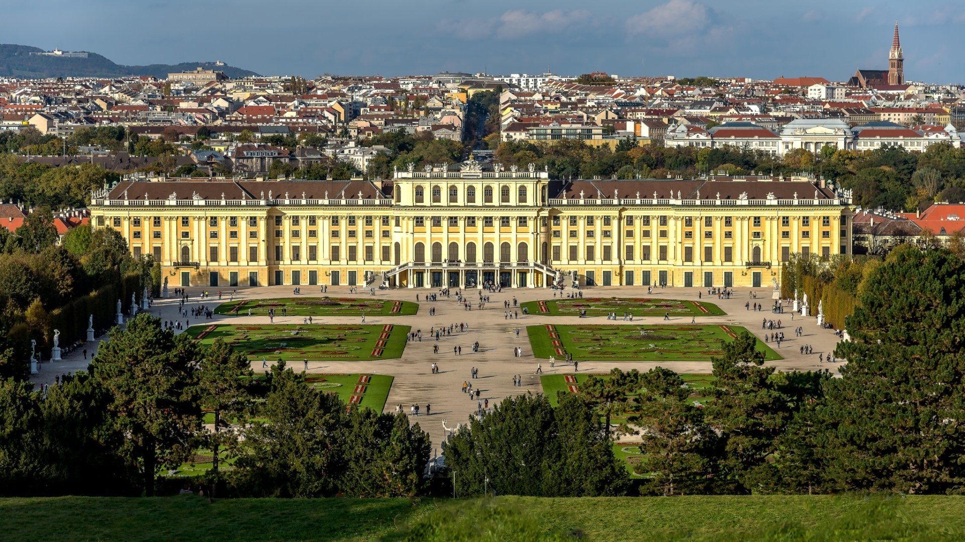 Elisabethenburg Palace Wallpapers