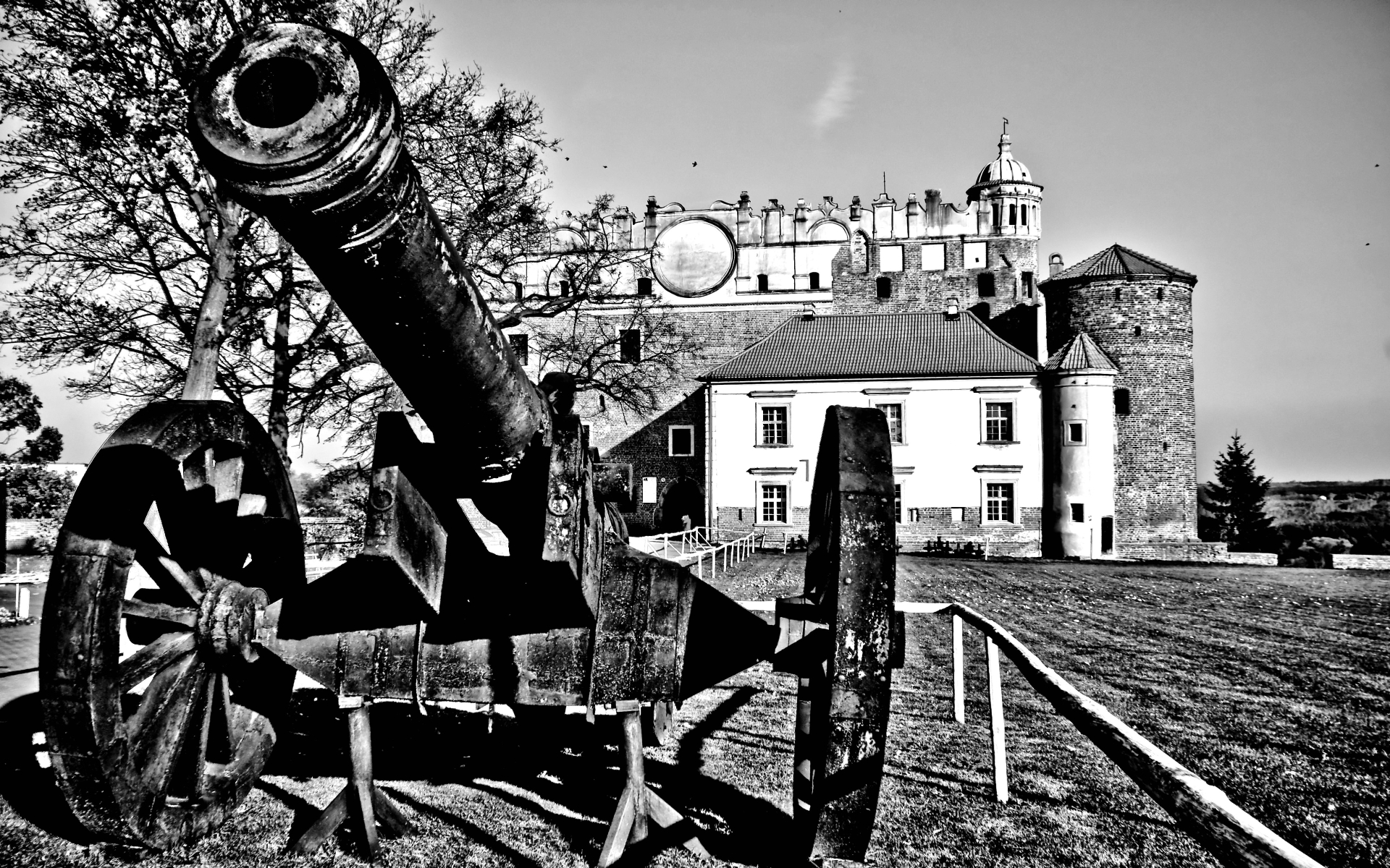 Golub-Dobrzyn Castle Wallpapers