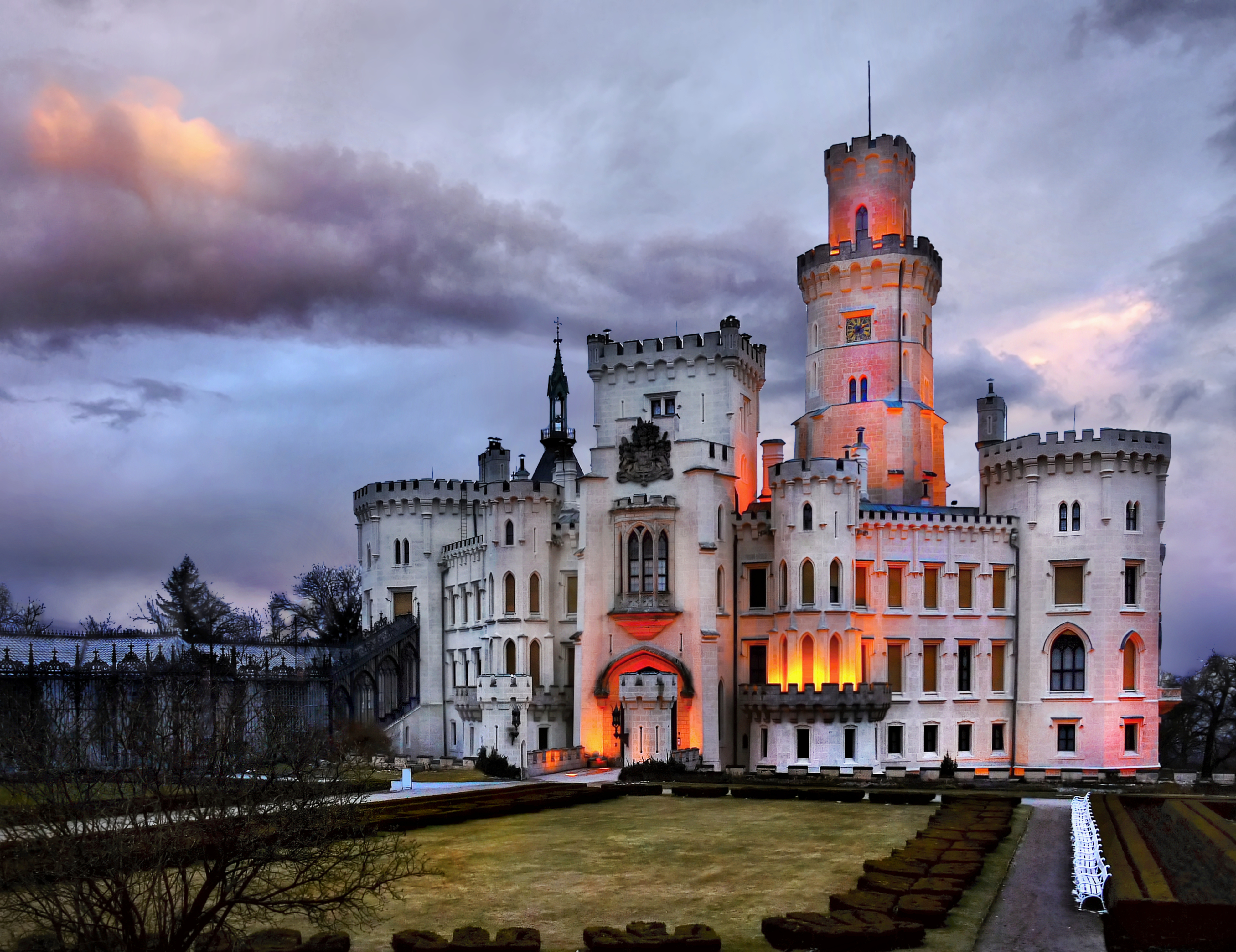 Hluboka Castle Wallpapers