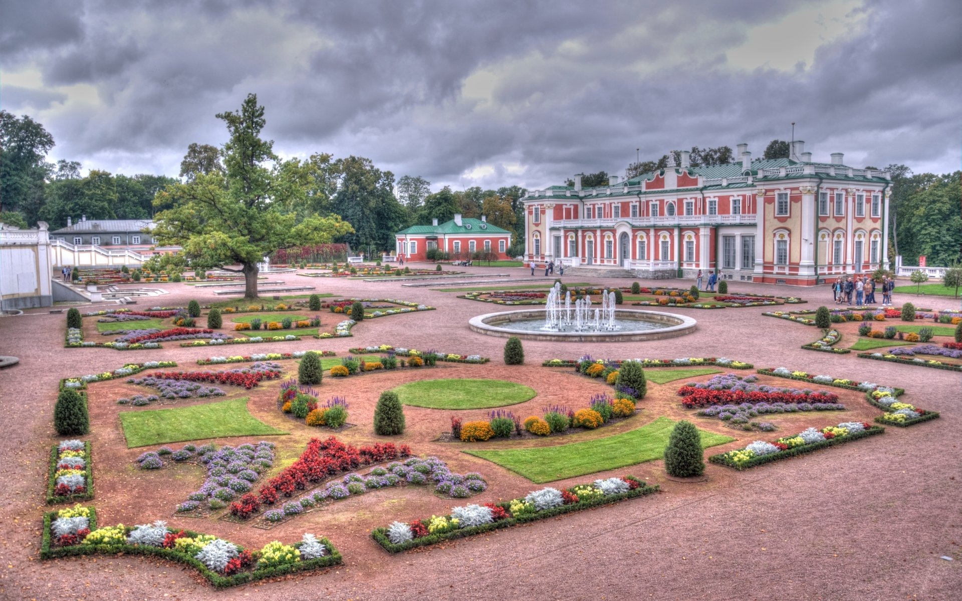 Kadriorg Palace Wallpapers