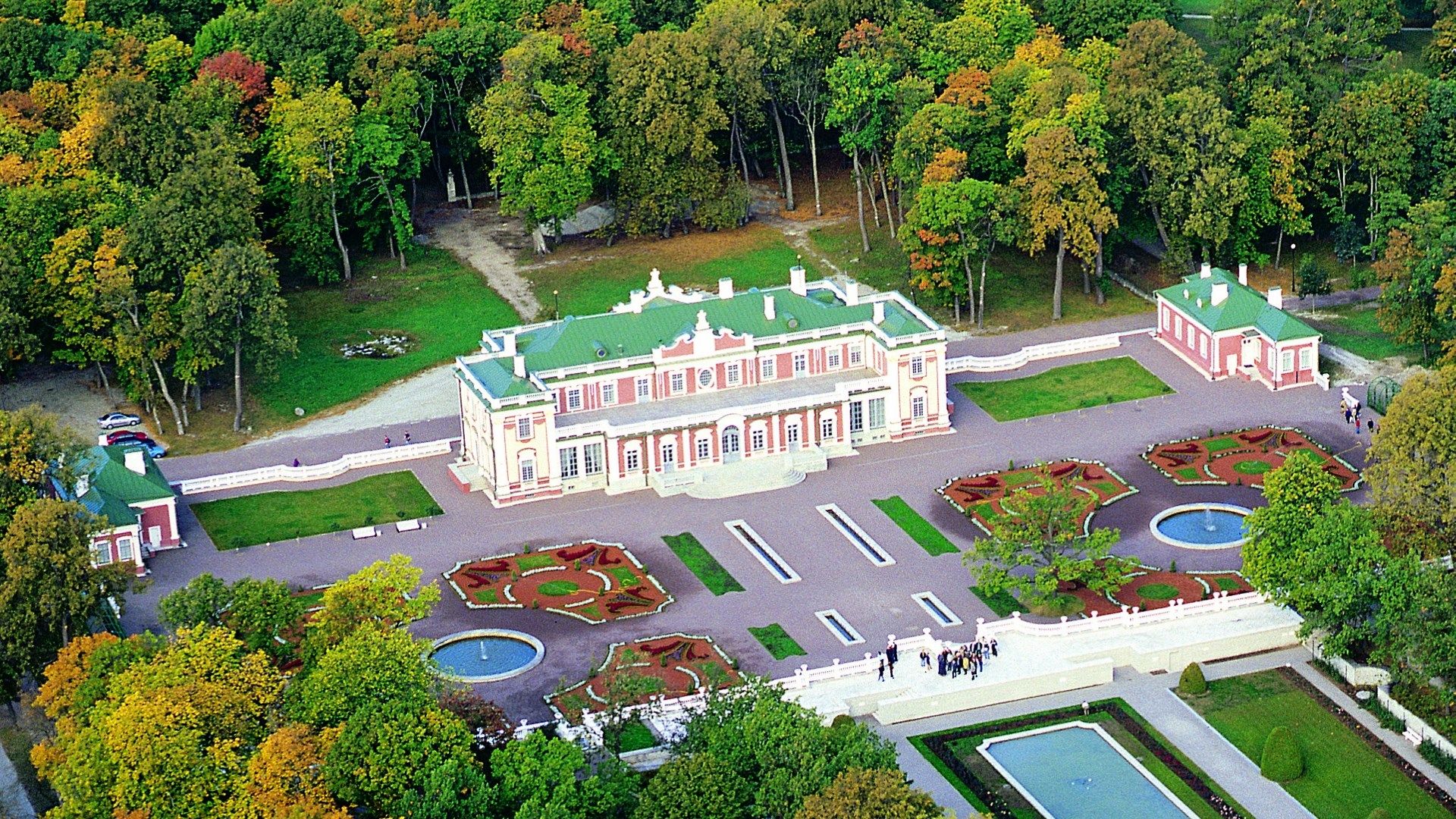 Kadriorg Palace Wallpapers