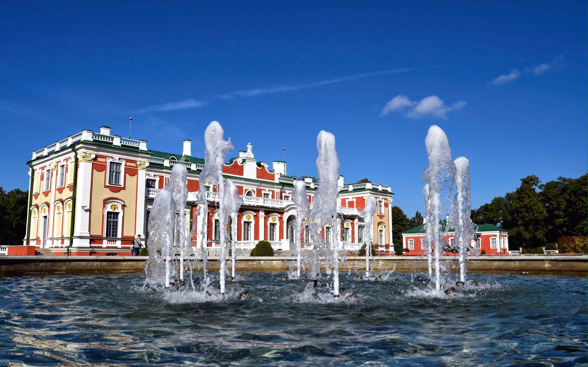 Kadriorg Palace Wallpapers