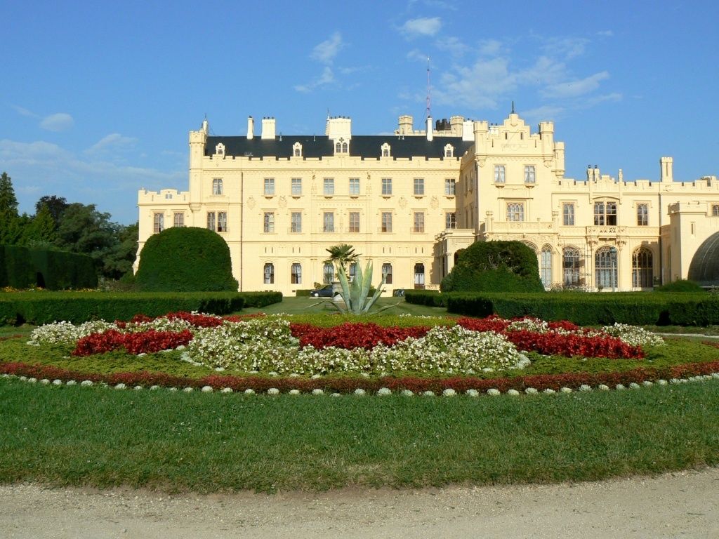 Lednice Castle Wallpapers