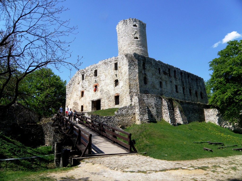 Lipowiec Castle Wallpapers