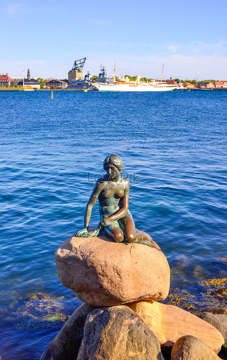 Little Mermaid Statue Wallpapers