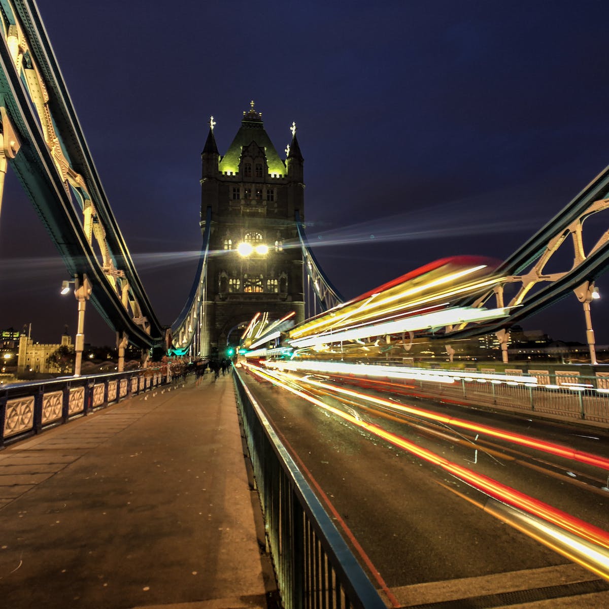 London Uk Night Light Blurred Photography Wallpapers