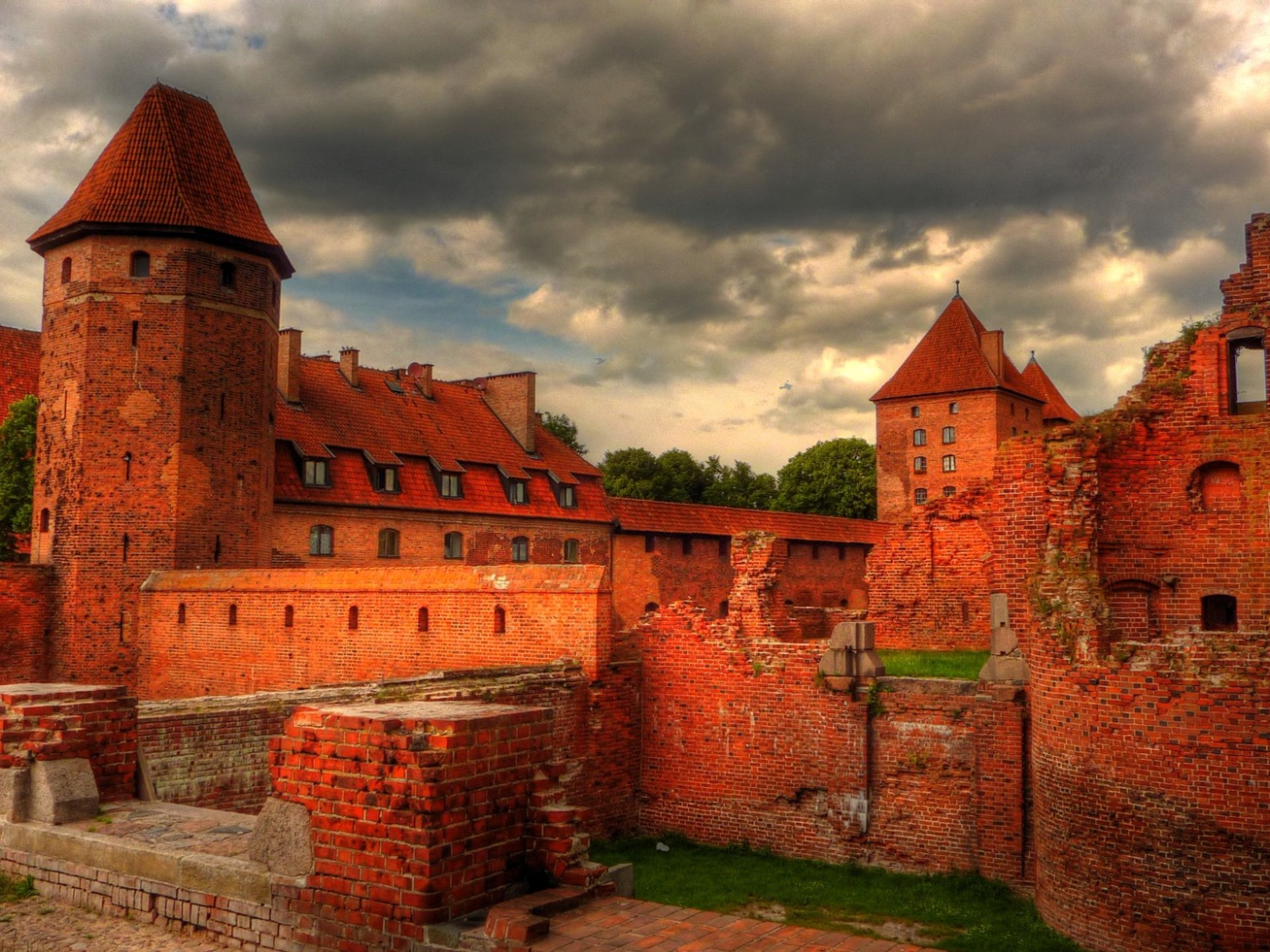 Malbork Castle Wallpapers