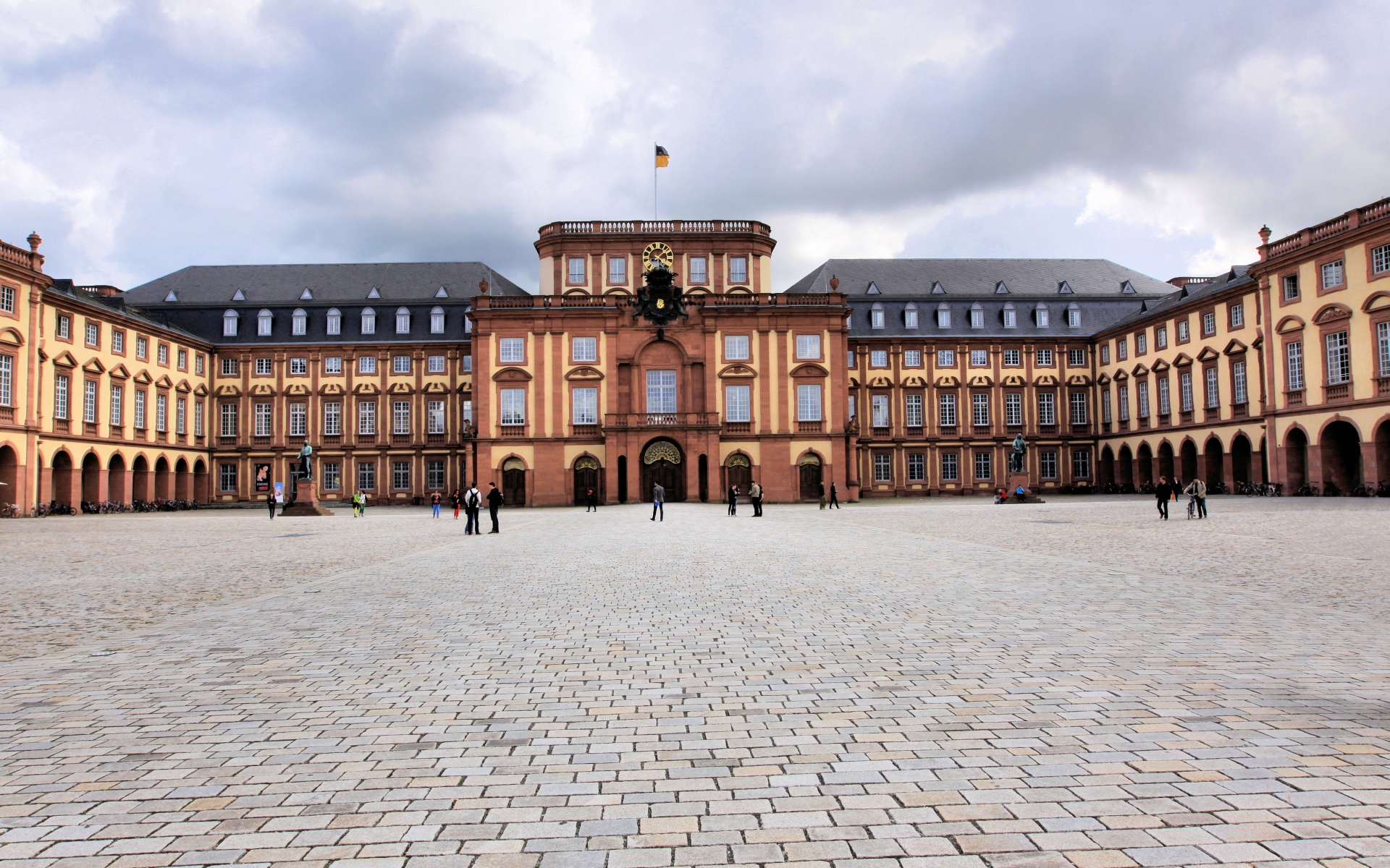 Mannheim Palace Wallpapers