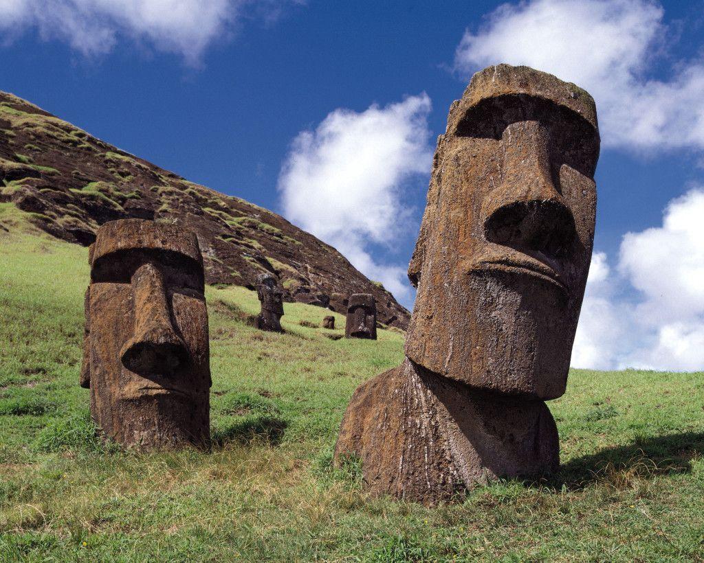 Moai Wallpapers