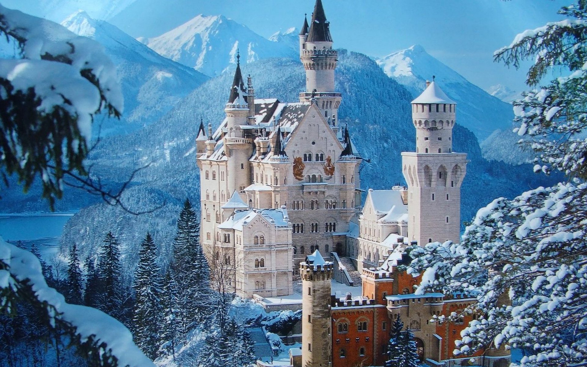 Neuschwanstein Castle In Winter Wallpapers