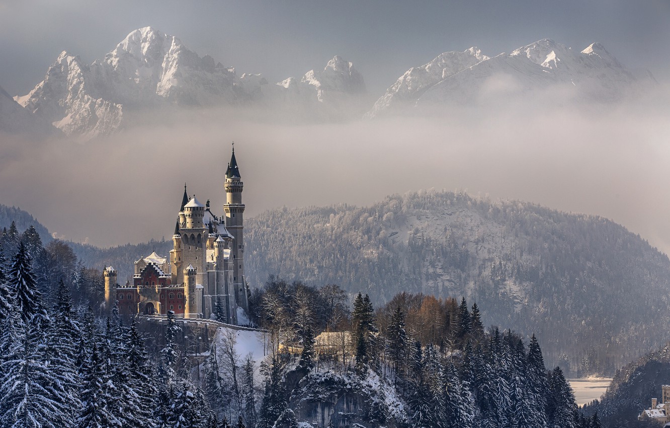 Neuschwanstein Castle In Winter Wallpapers