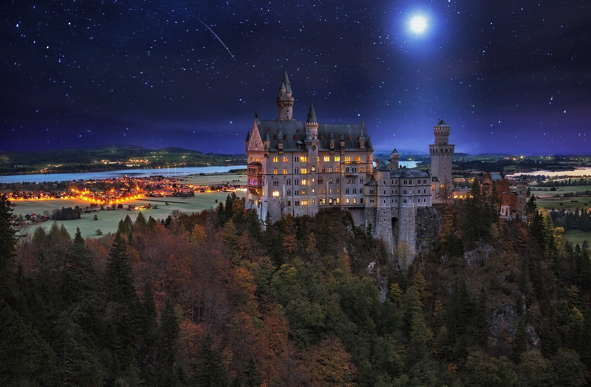 Neuschwanstein Castle In Winter Wallpapers