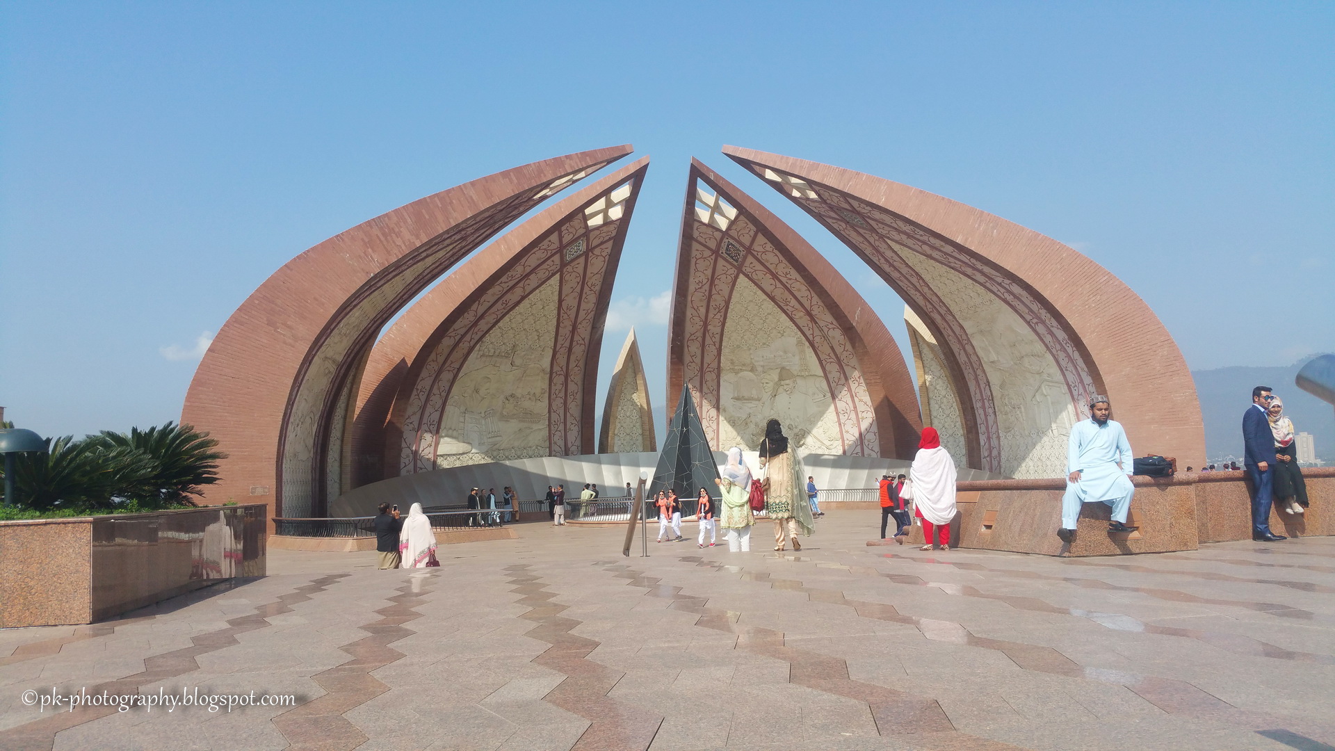 Pakistan Monument Wallpapers