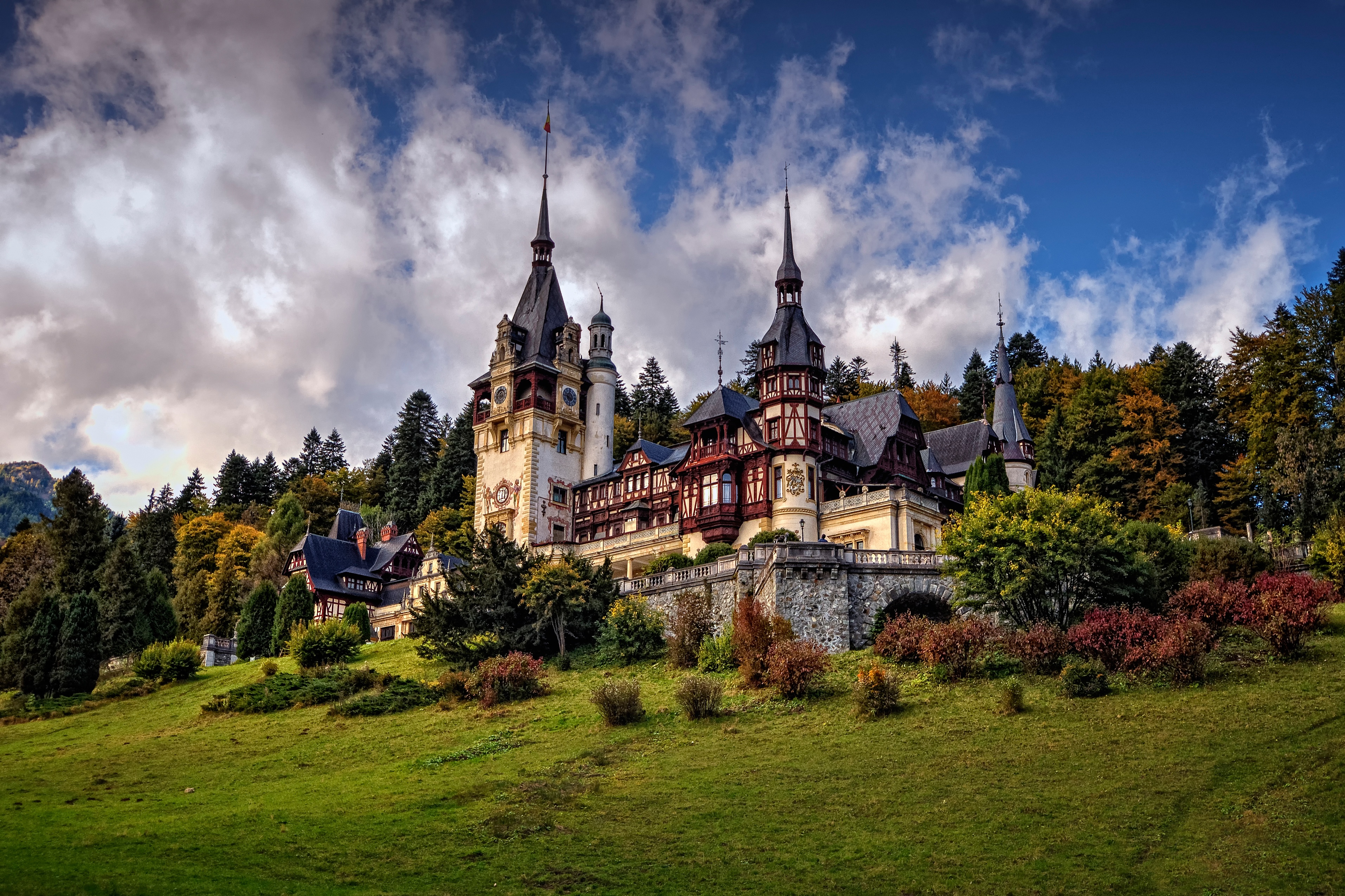 Peles Castle Wallpapers