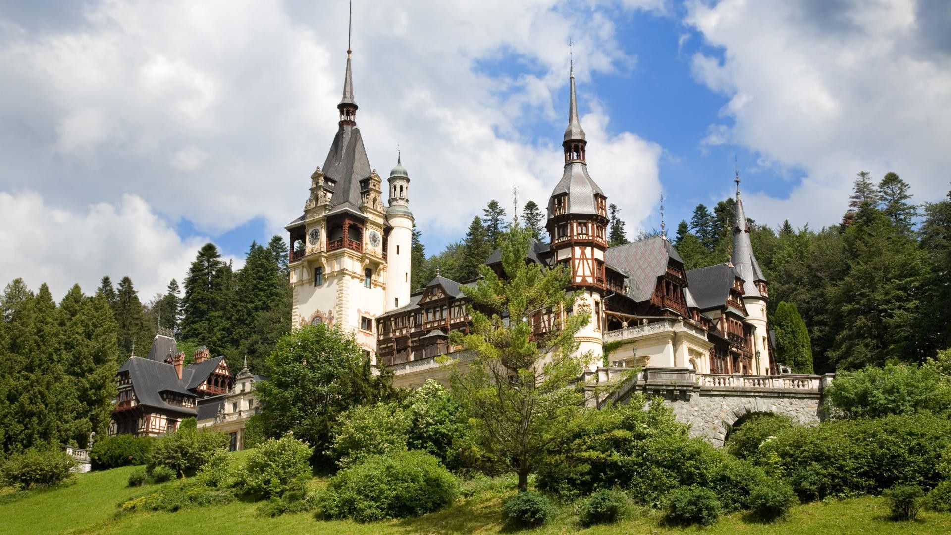 Peles Castle Wallpapers