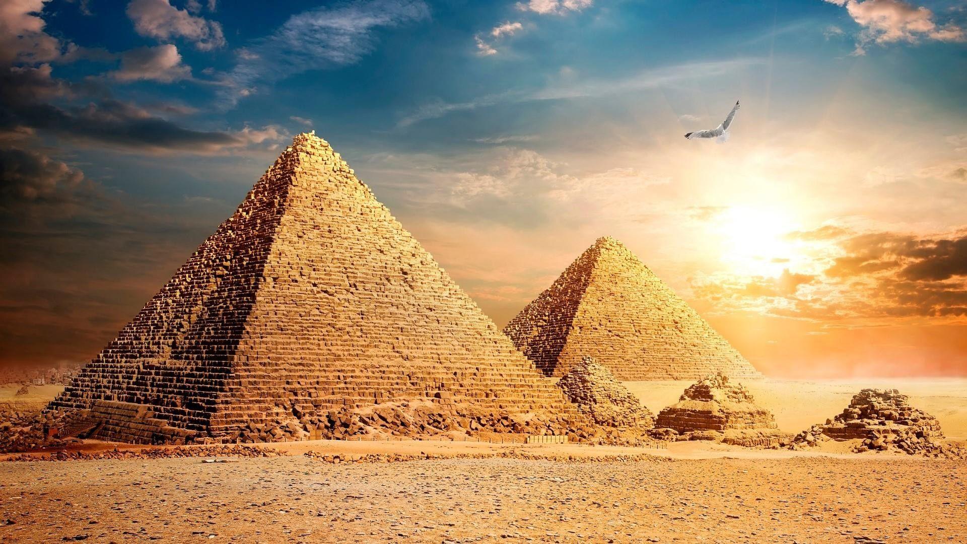 Pyramids Of Giza Wallpapers