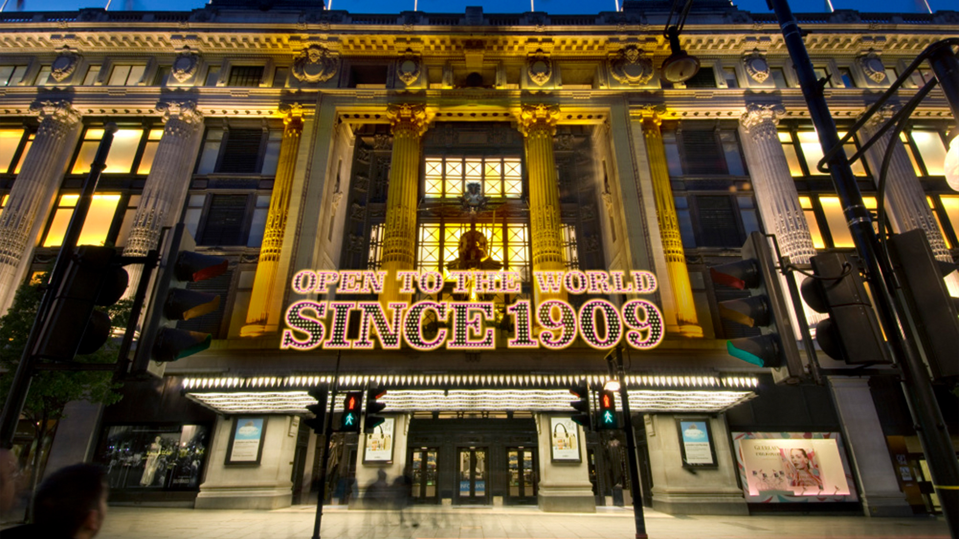 Selfridges Building Wallpapers