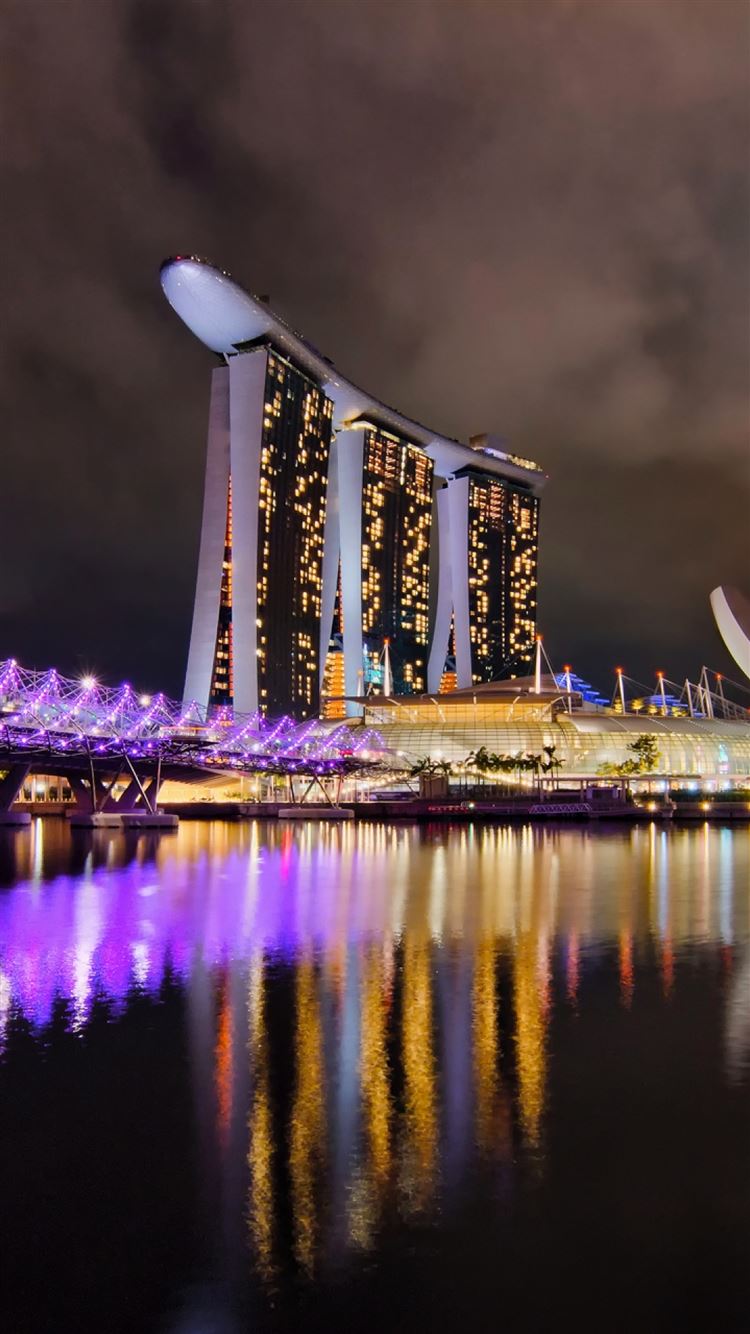 Singapore Building Reflection On Lake Wallpapers