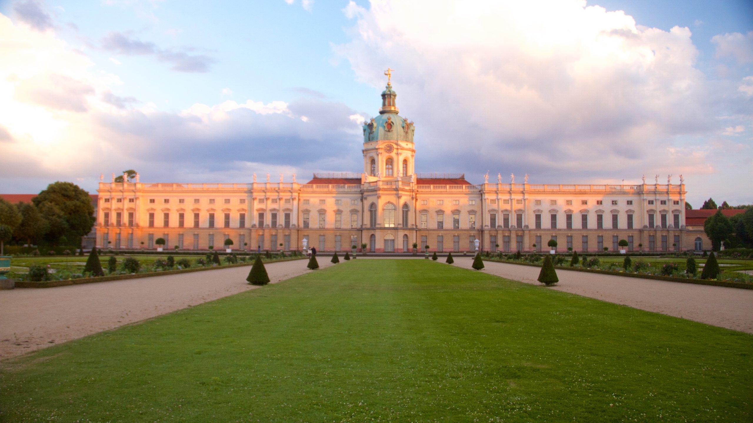 Sondershausen Palace Wallpapers