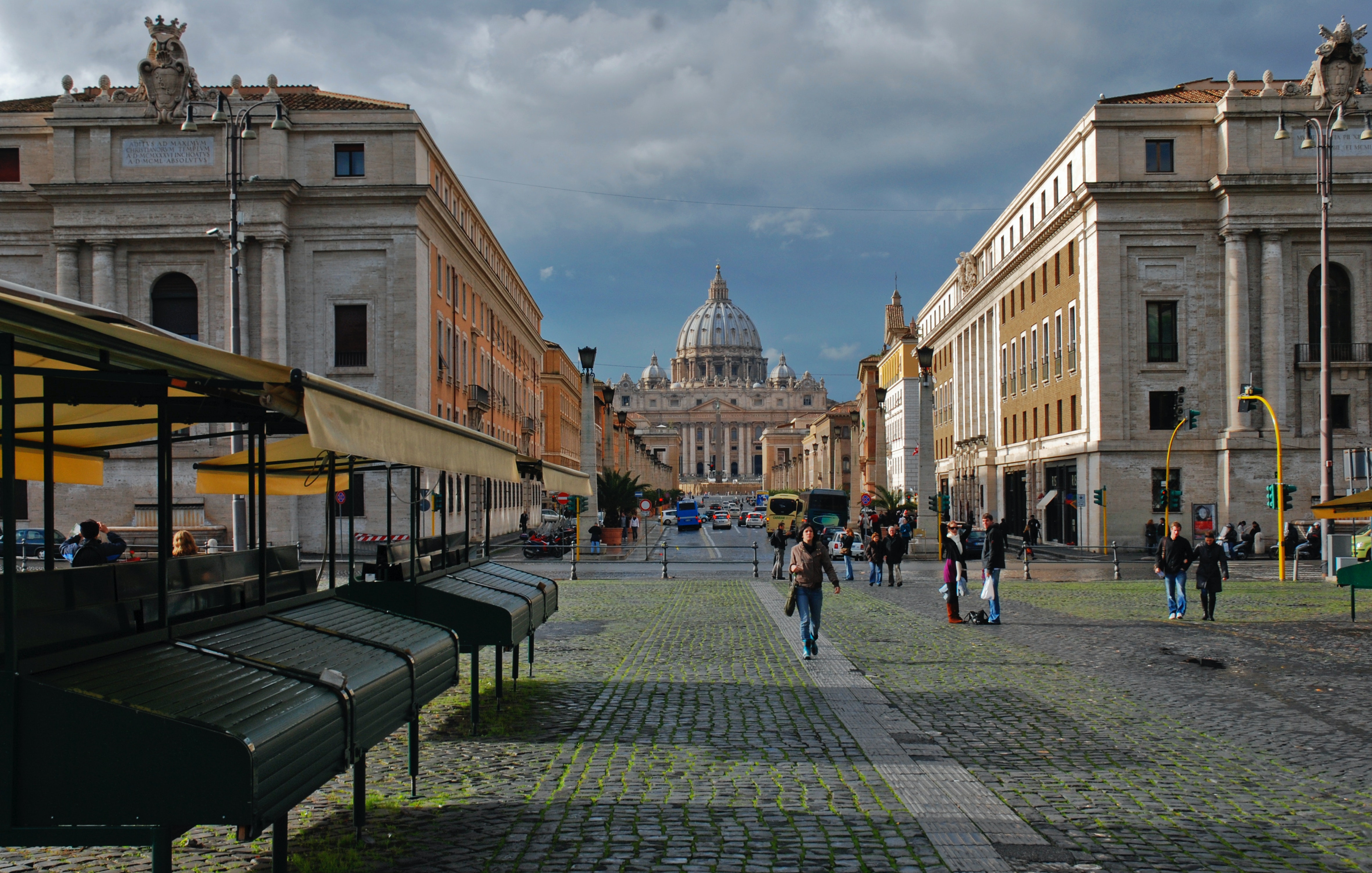 St. Peter'S Round Square Wallpapers