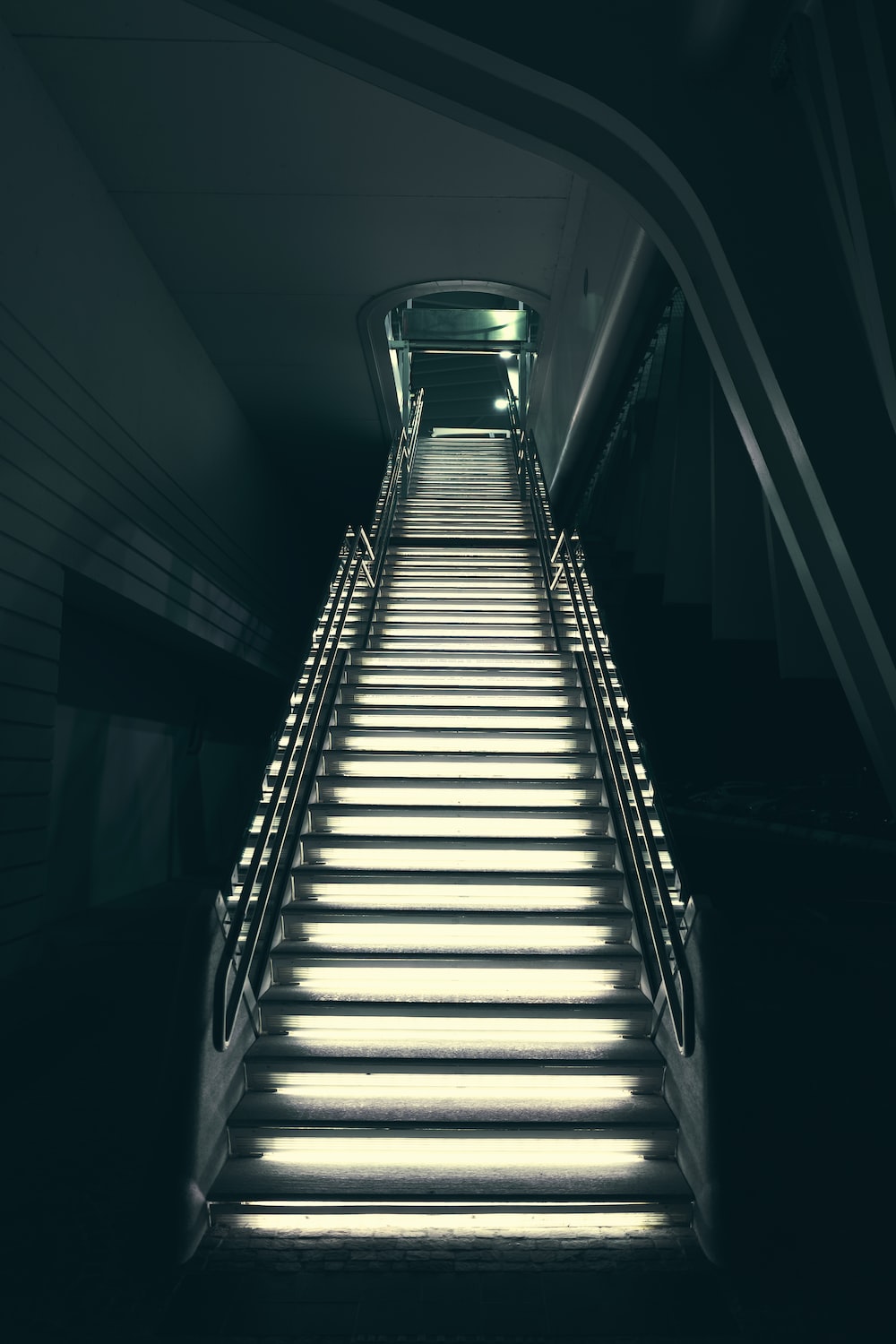 Stairs Wallpapers