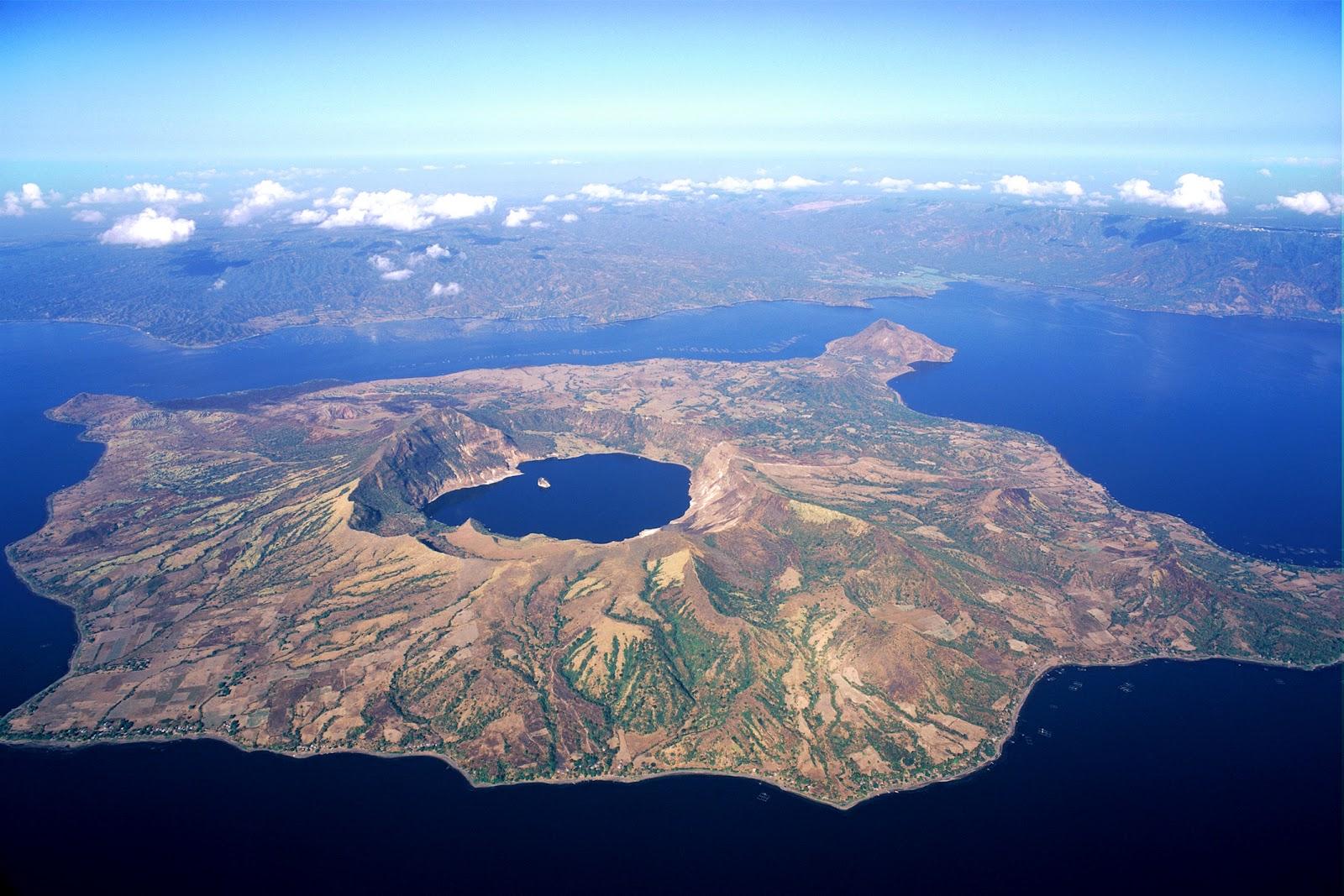 Taal Volcano Wallpapers