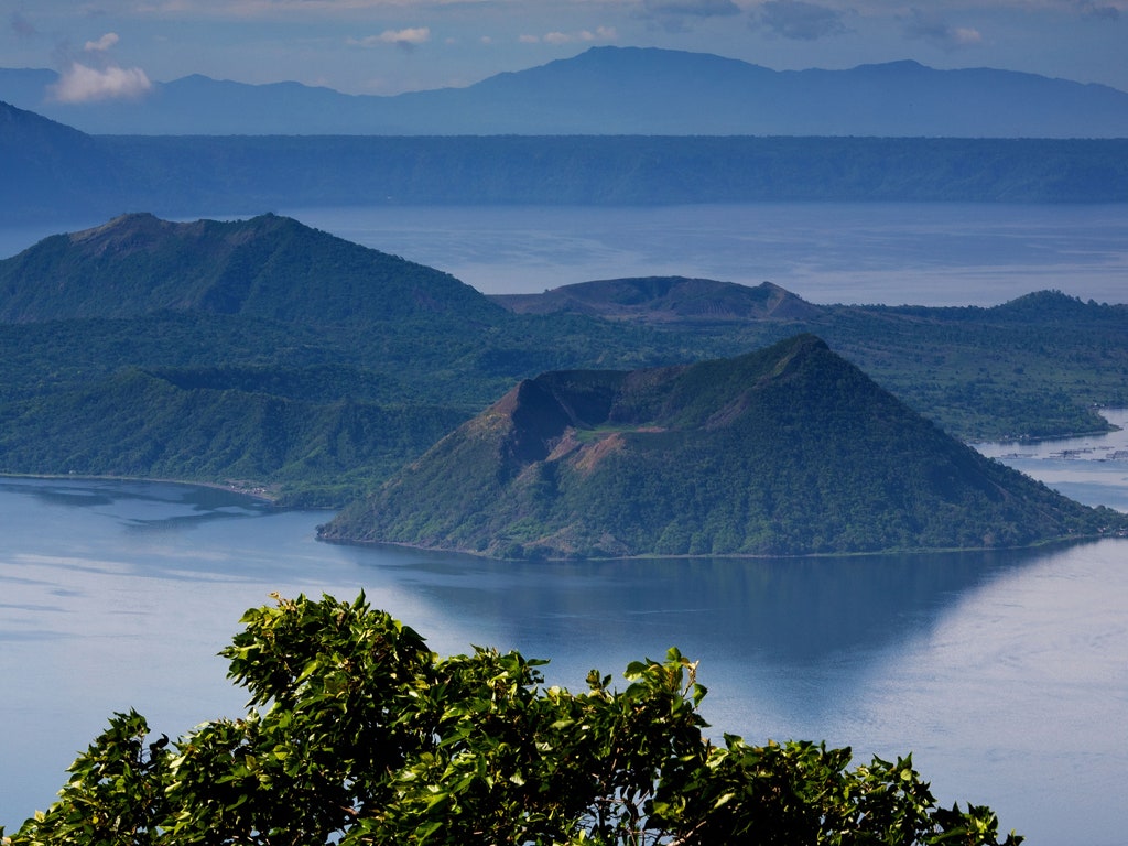 Taal Volcano Wallpapers