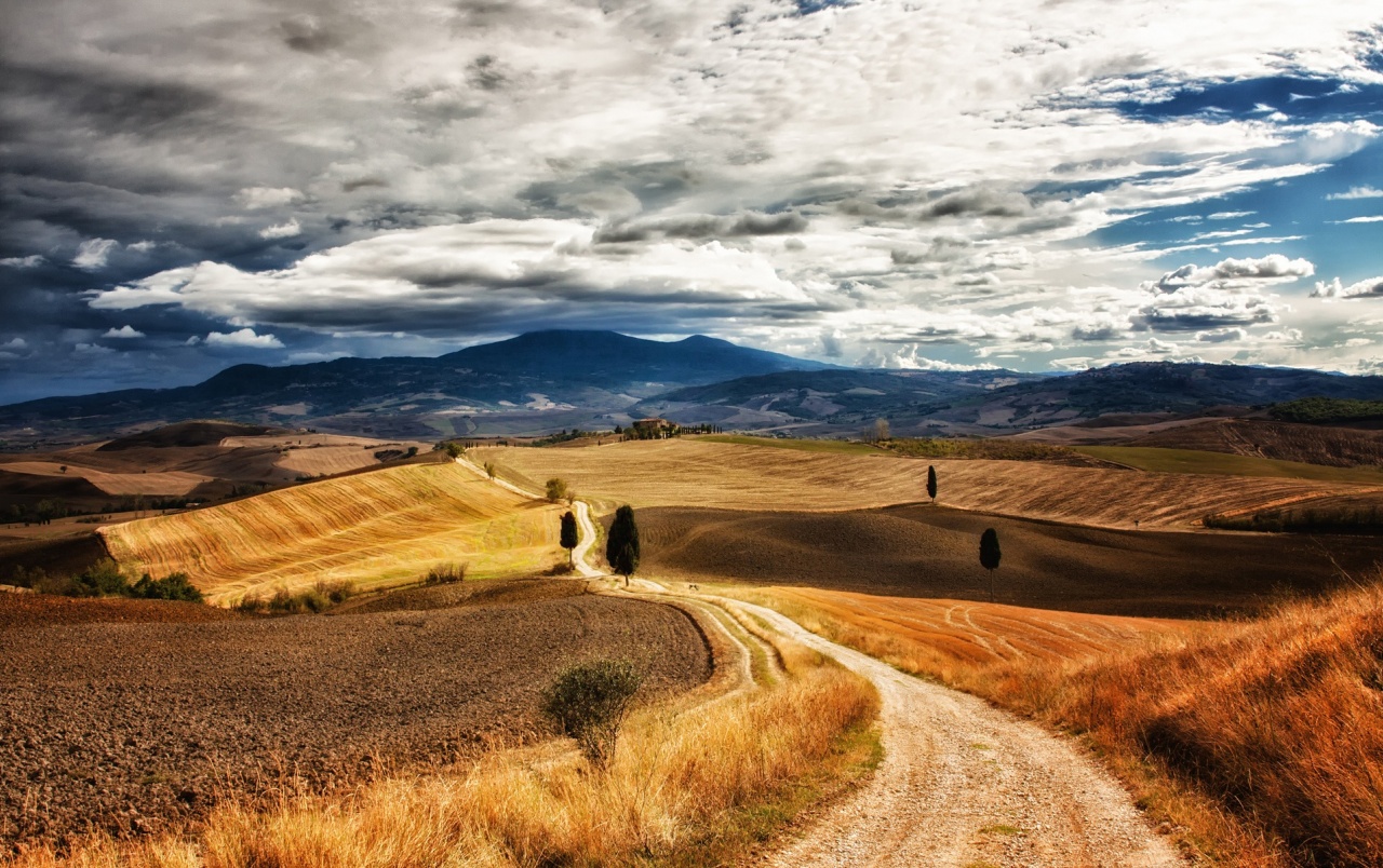 Tuscan Countryside Wallpapers