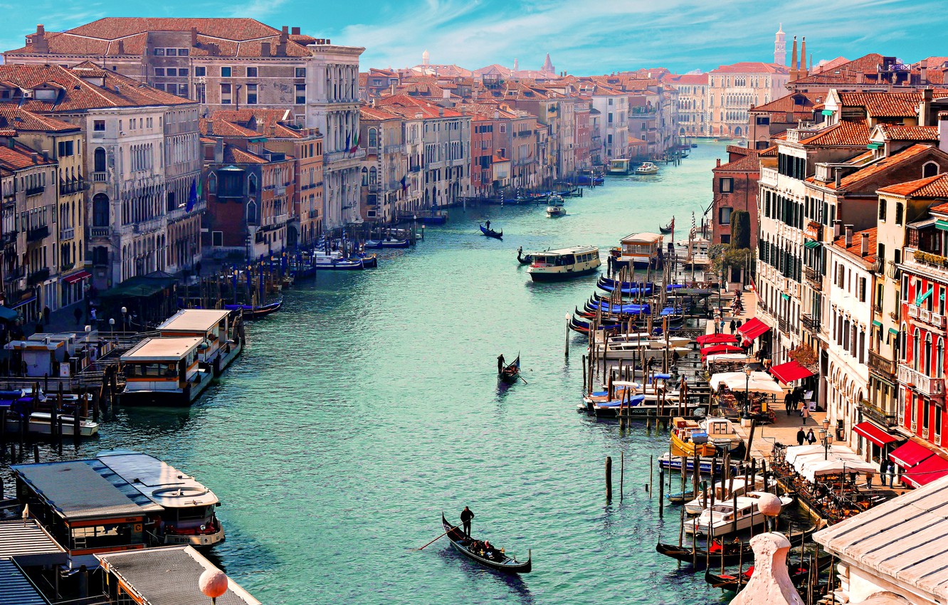 Venice City Boats Wallpapers