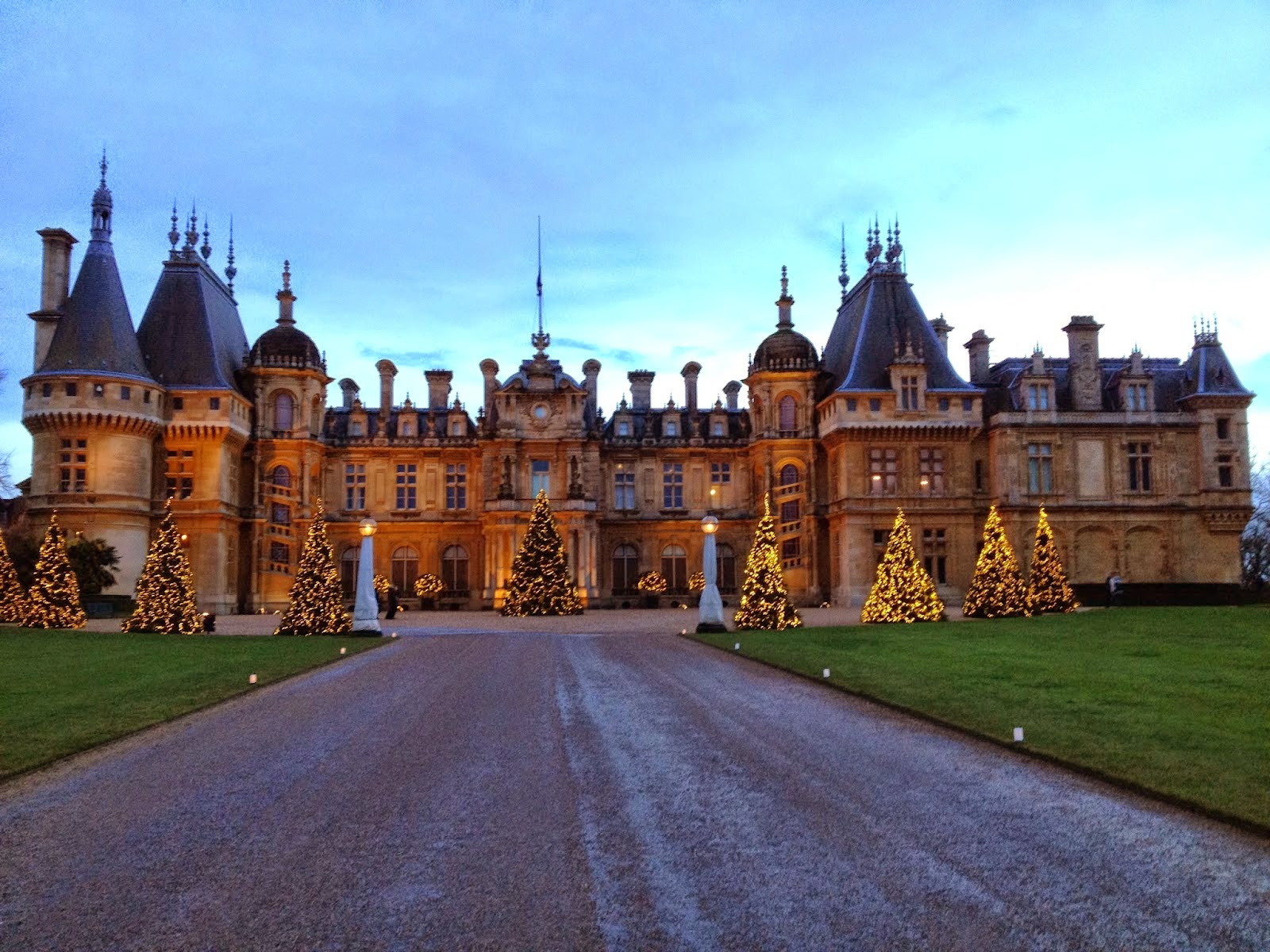 Waddesdon Manor Wallpapers