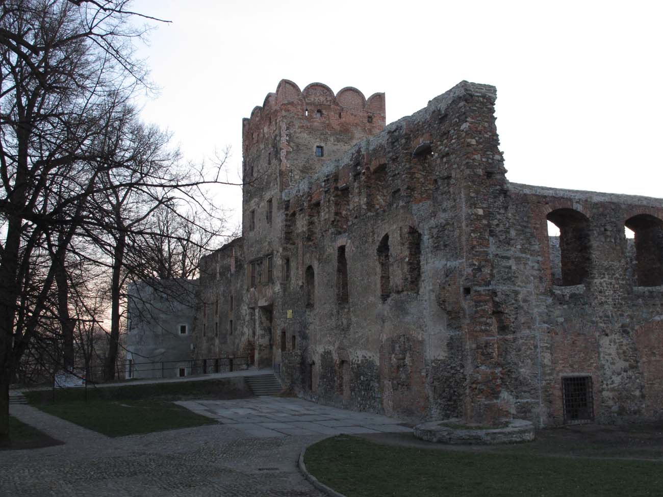 Zabkowice Slaskie Castle Wallpapers