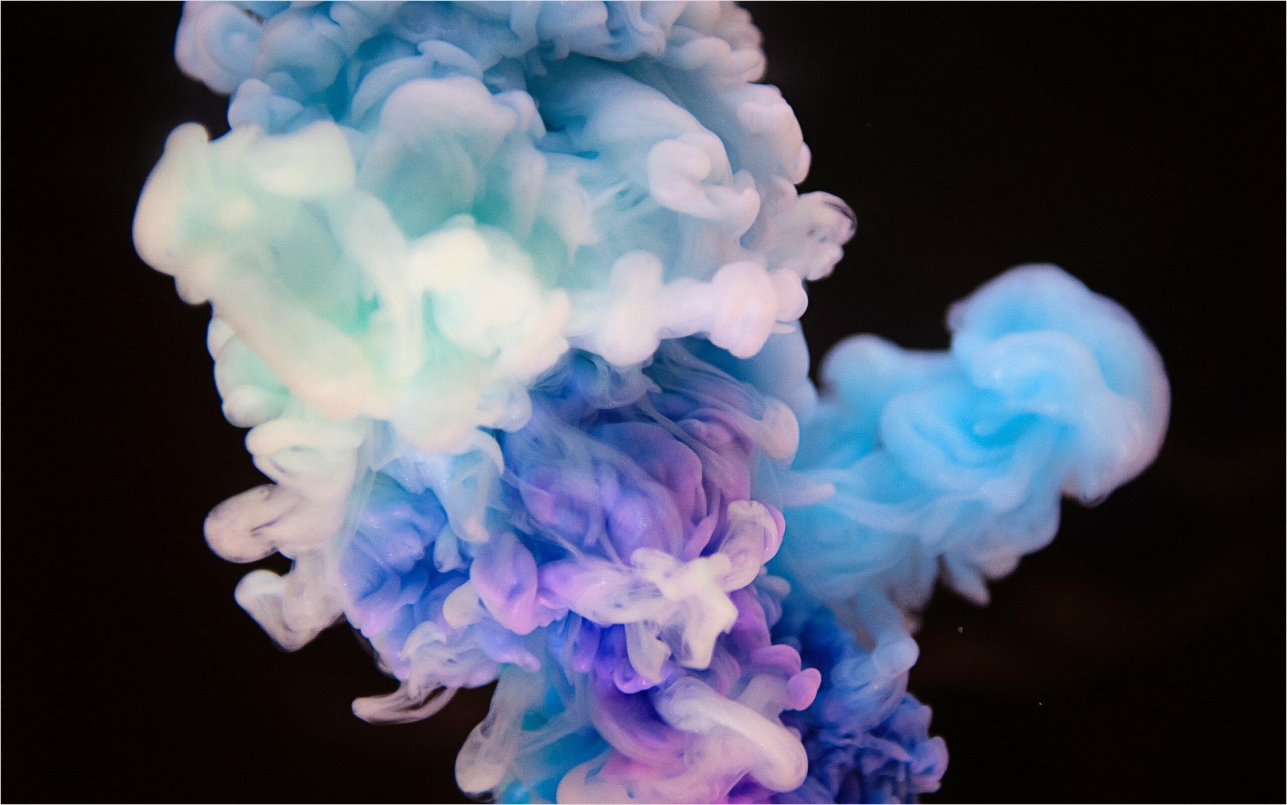 Color Smoke 4K Wallpapers