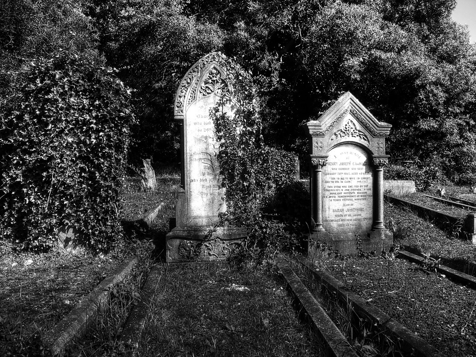 Dark Cemetery Wallpapers