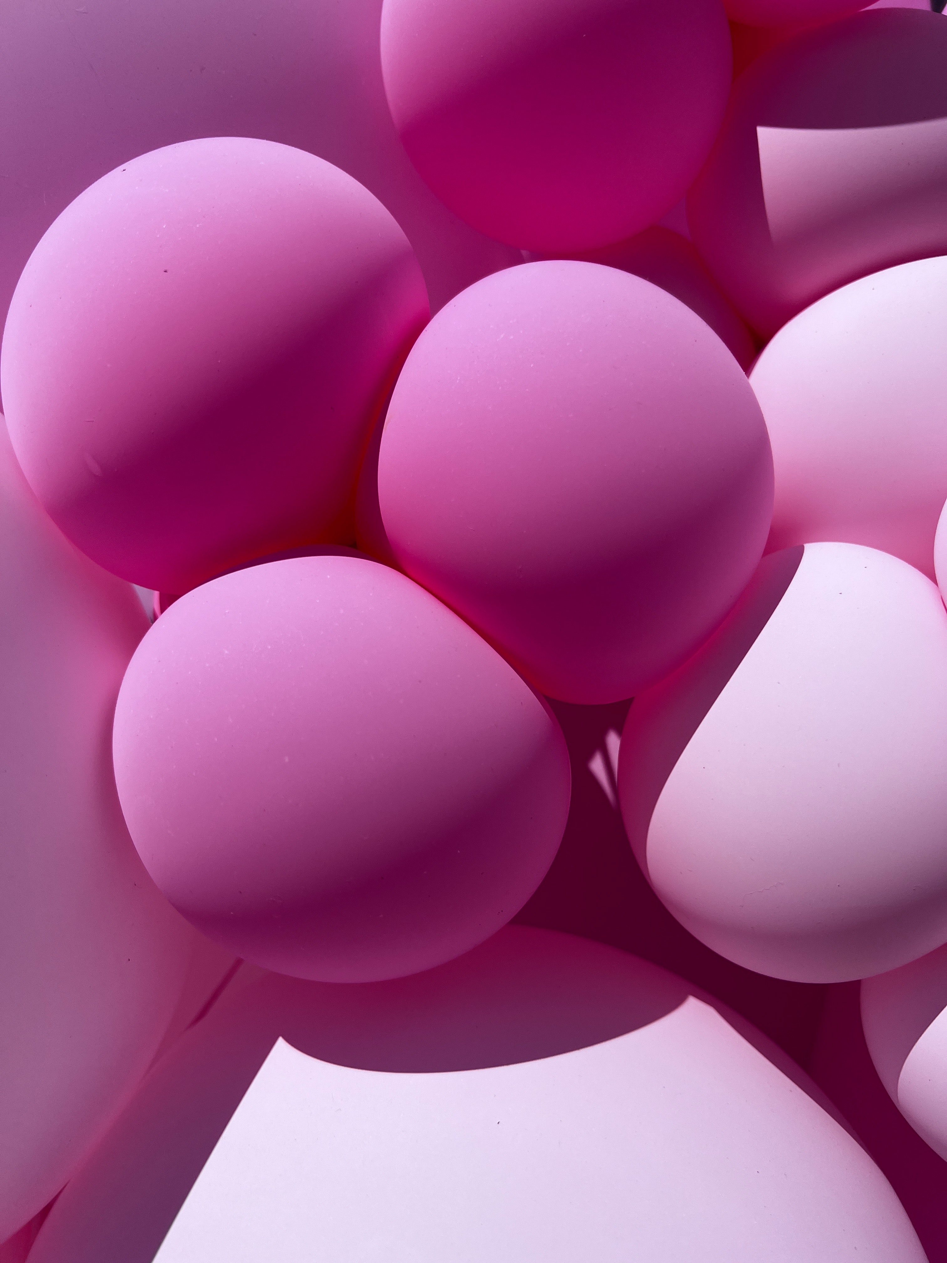 Pink Balloons Wallpapers