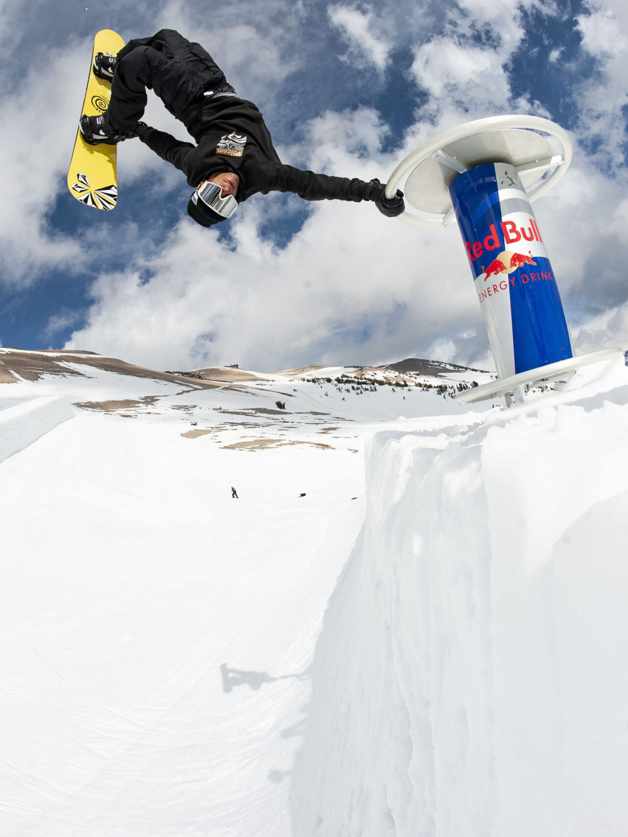 Red Bull Snowboarding Wallpapers