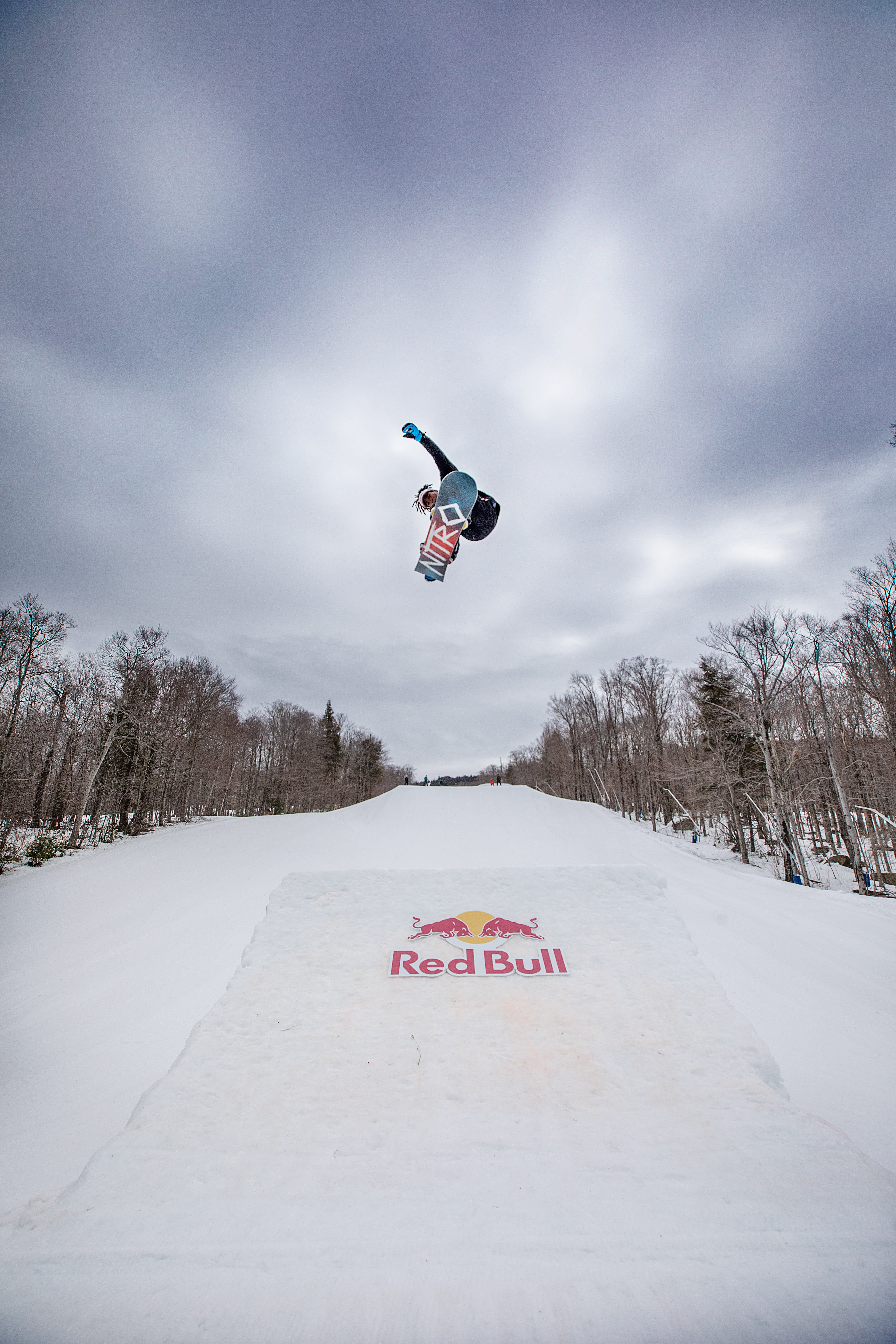 Red Bull Snowboarding Wallpapers