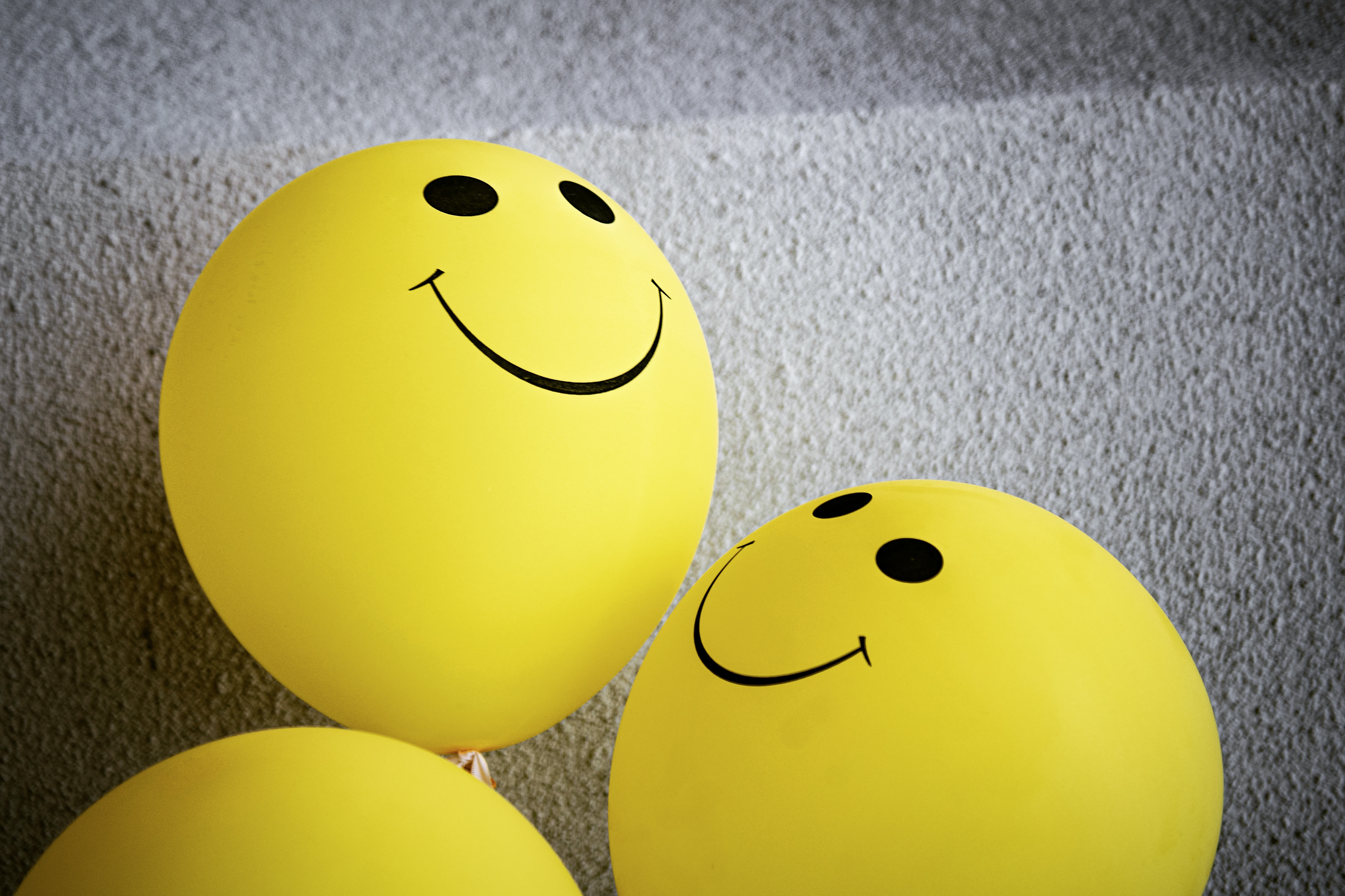 Yellow Smile Wallpapers