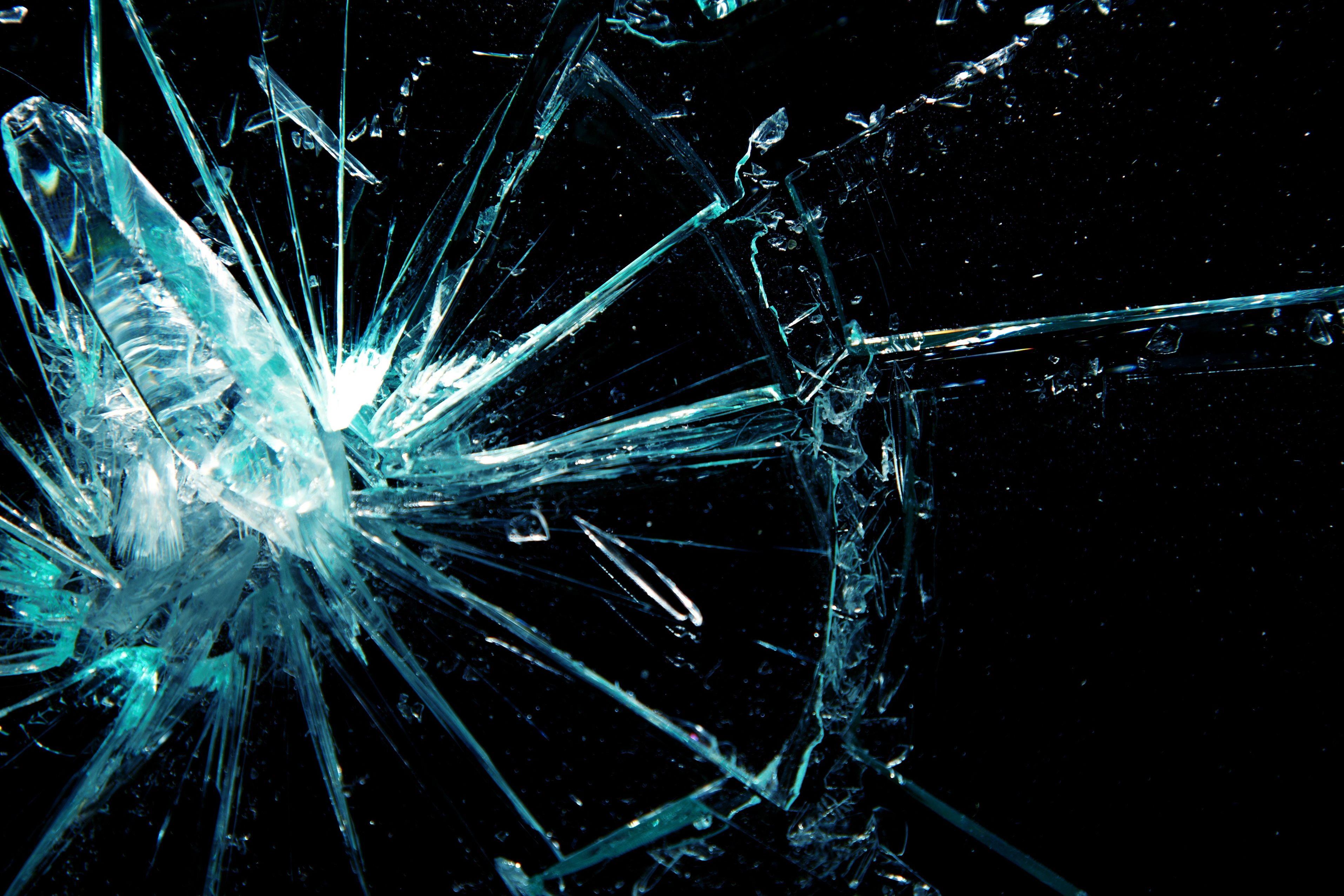 Abstract Broken Glass Wallpapers