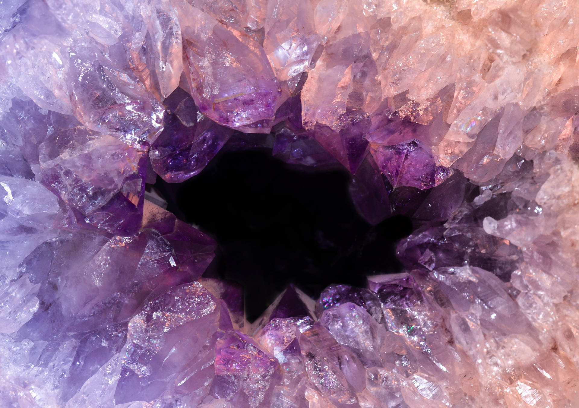 Aesthetic Crystal Wallpapers