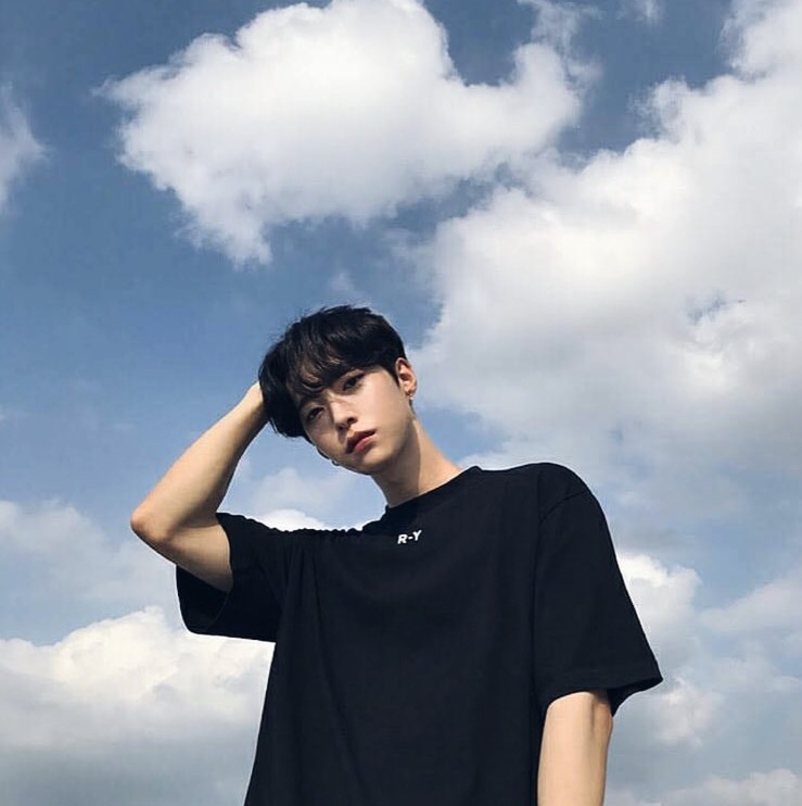 Aesthetic Korean Boy Wallpapers