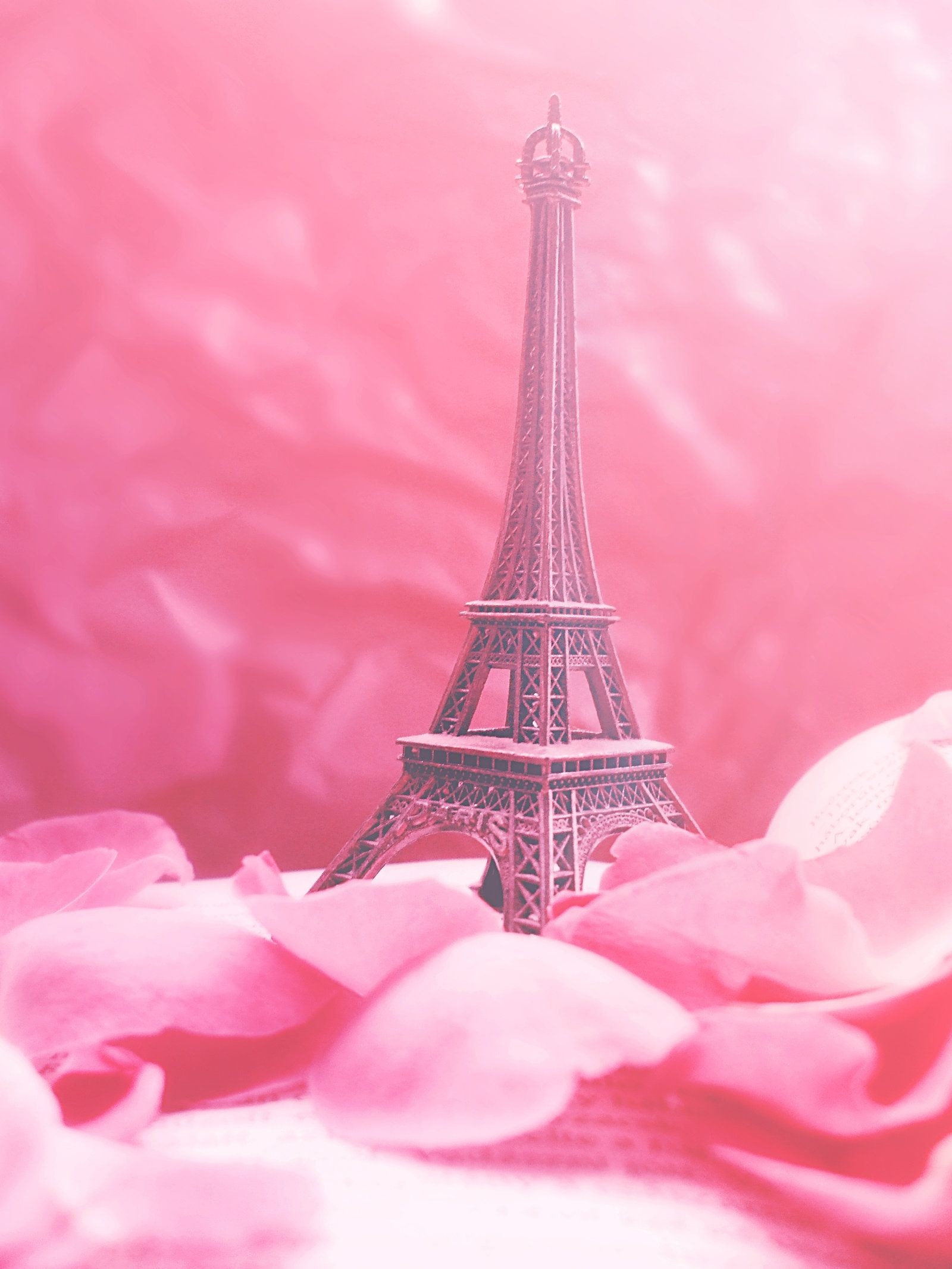 Aesthetic Paris Wallpapers