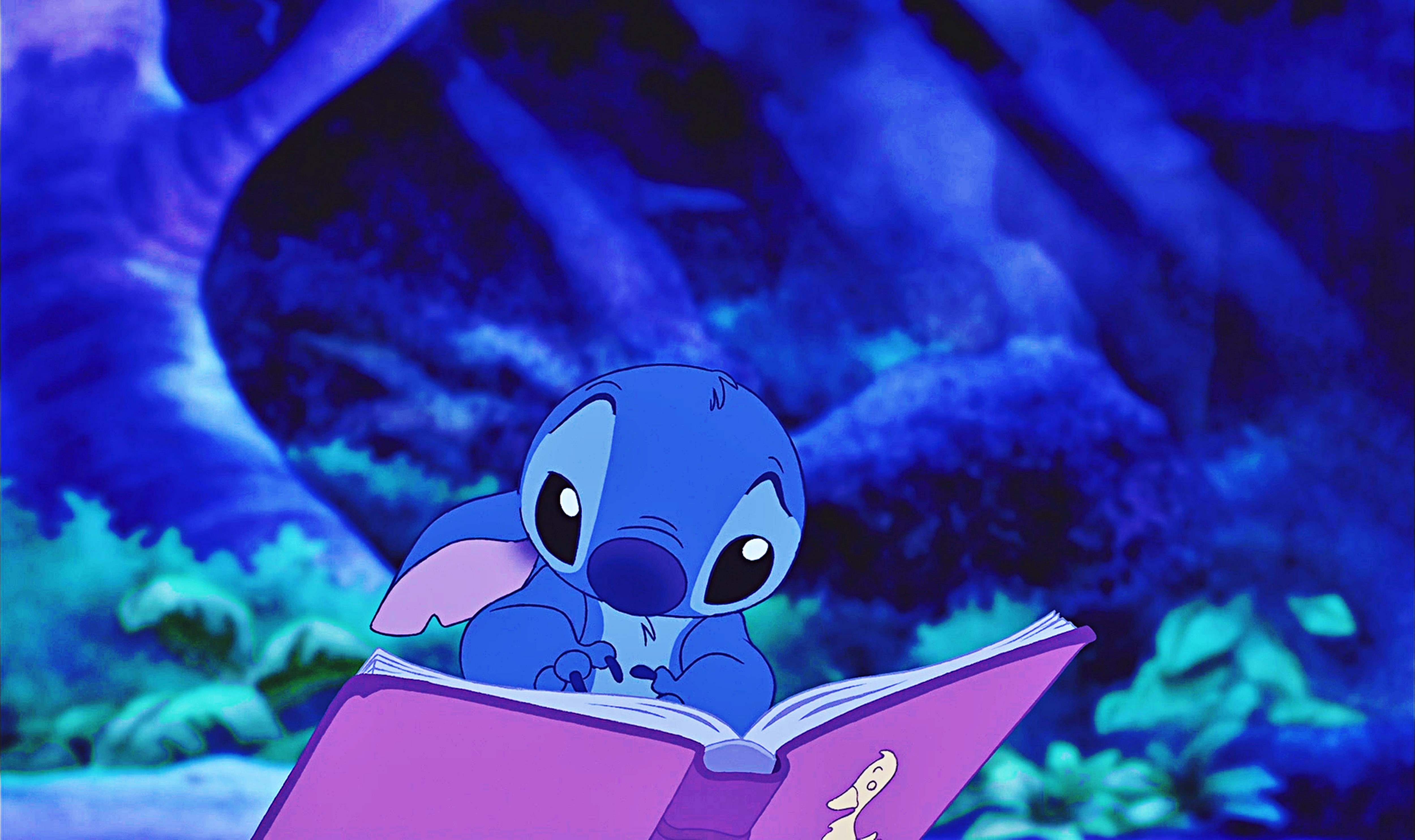 Aesthetic Stitch Laptop Wallpapers