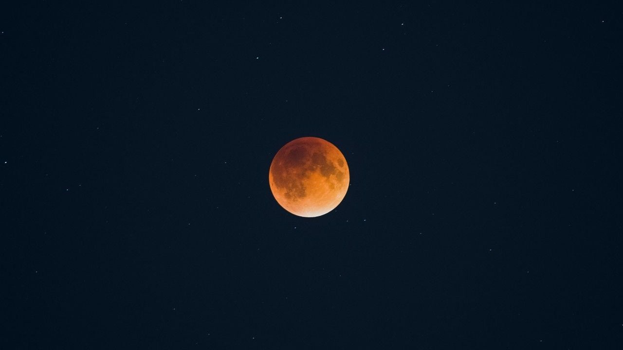 2021 Lunar Eclipse Moon Wallpapers