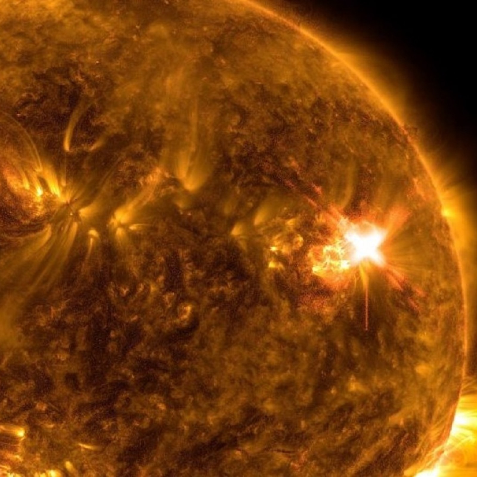 Solar Storm Wallpapers