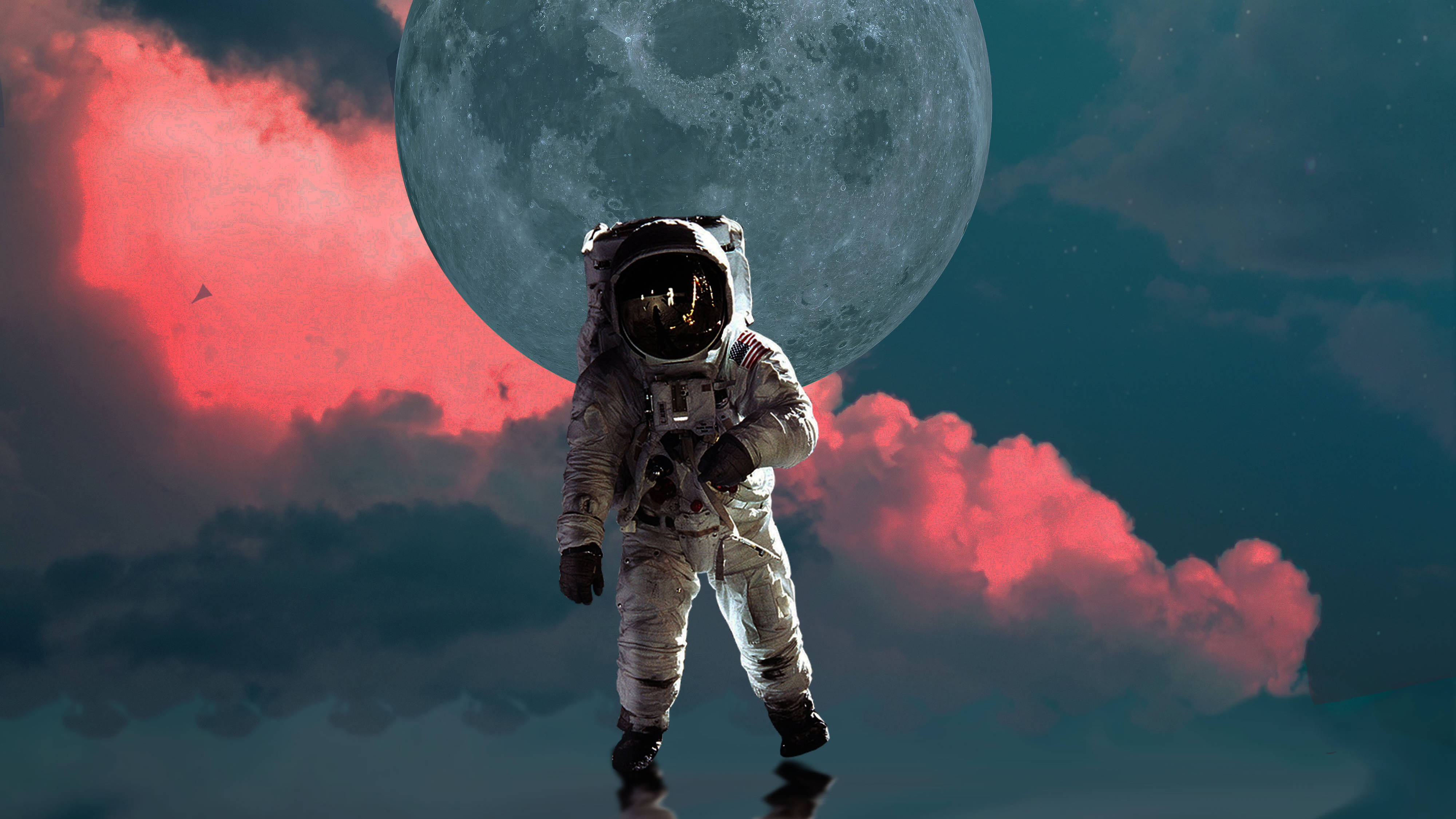 Astronaut Creative Artwork Wallpapers